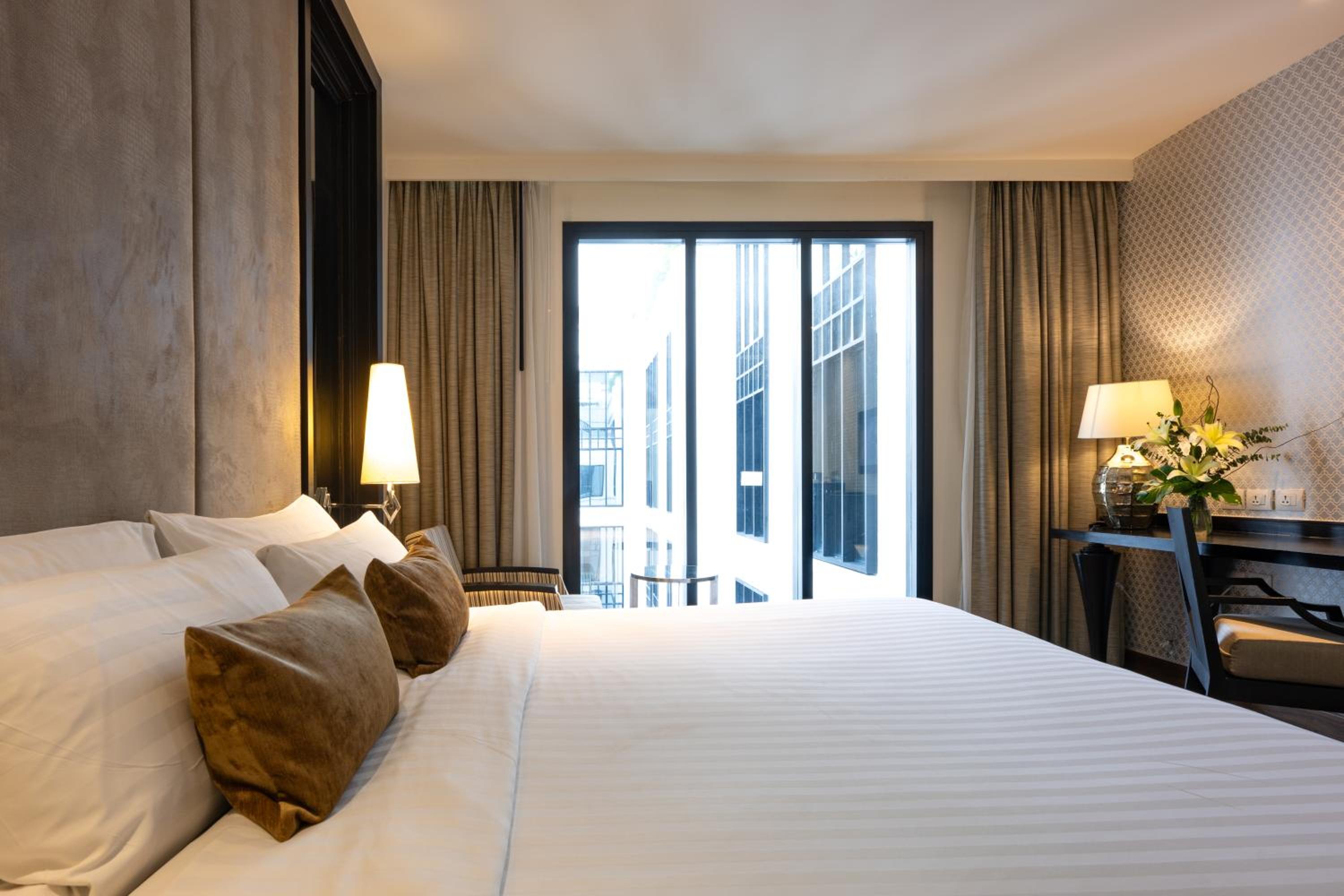 Executive King Room