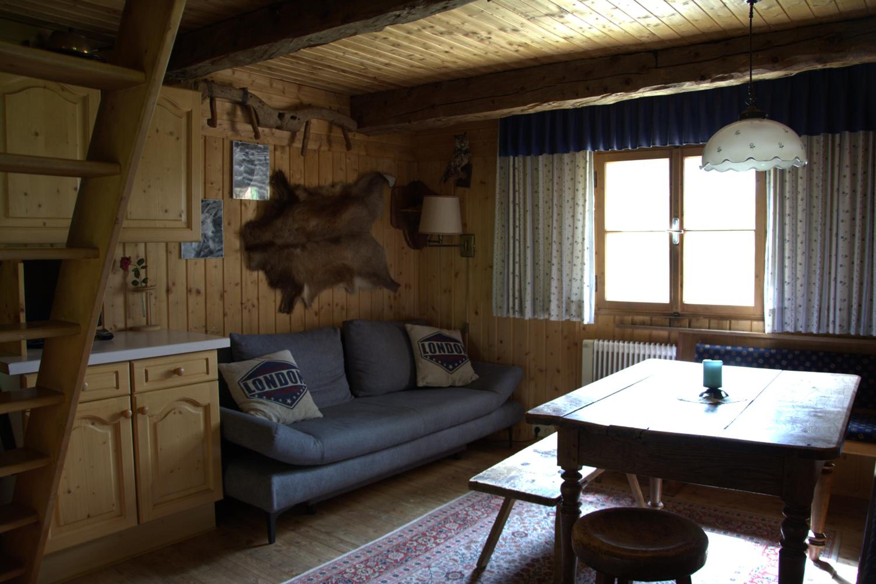 One-Bedroom House photo 1