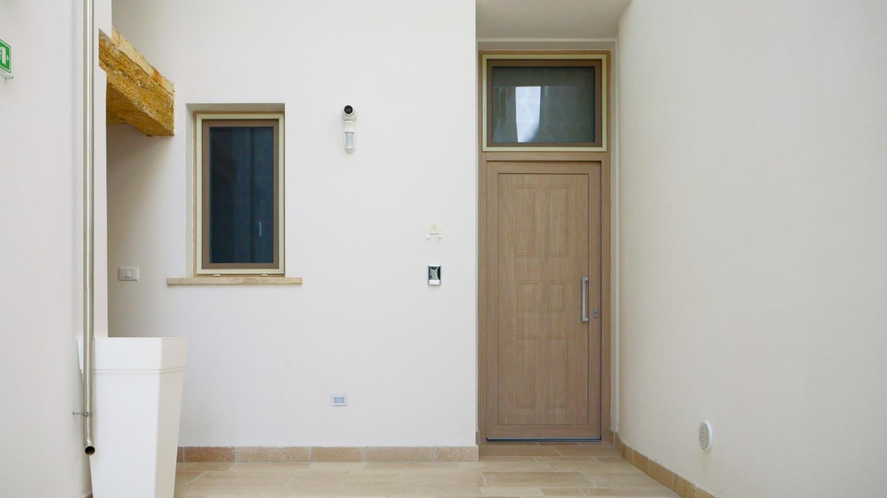 Deluxe Triple Room - Photo 19