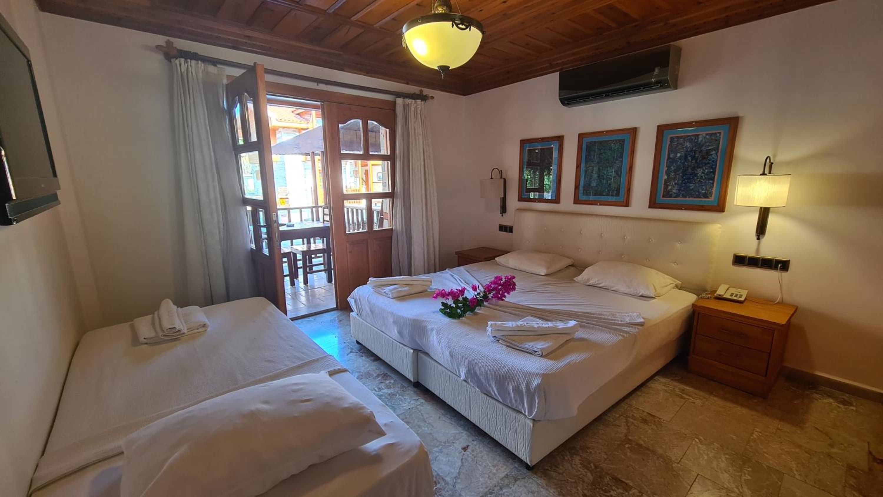 Quarto Triplo Standard