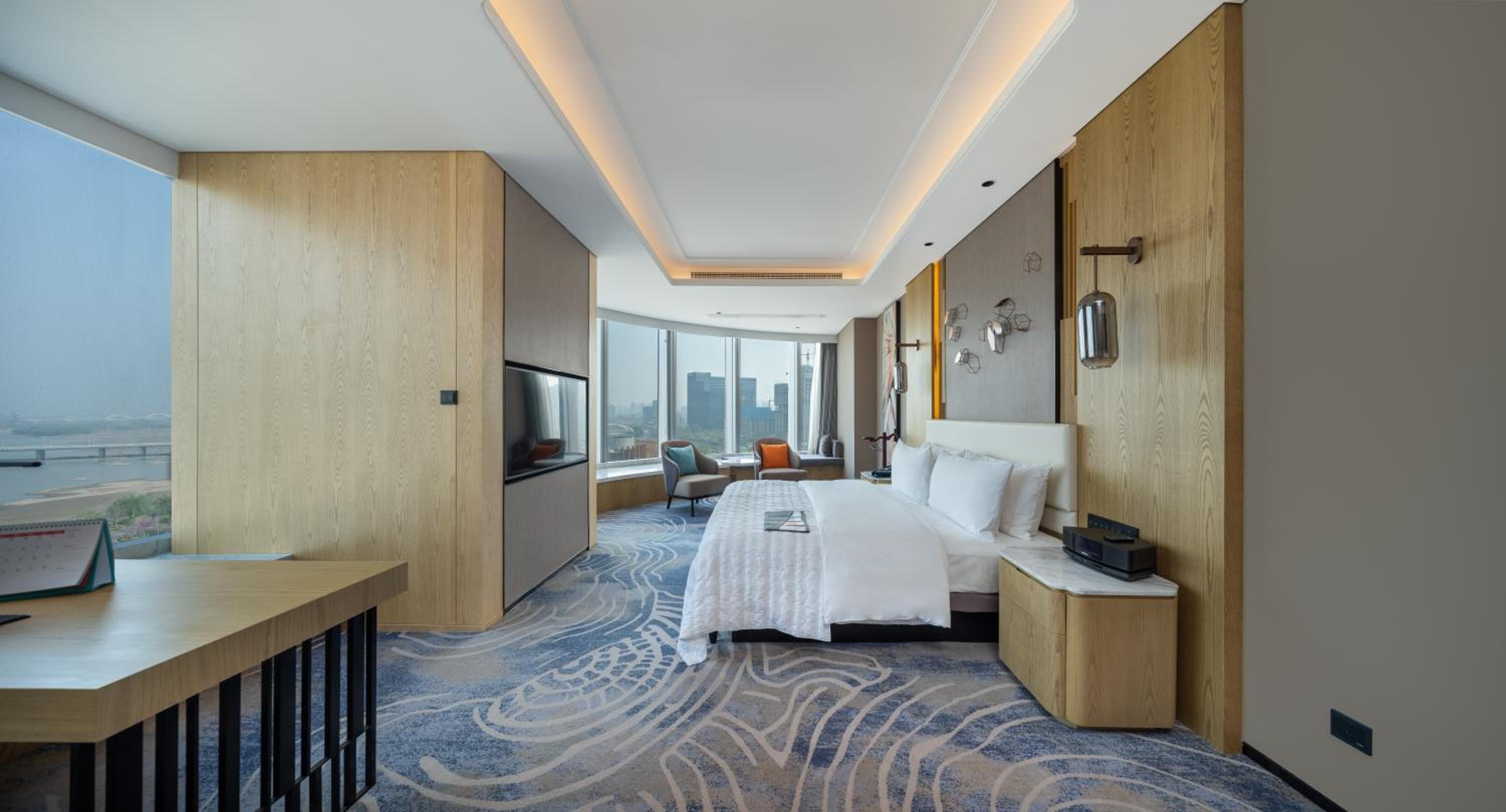 Family Adventure Suite, Club level, 2 Bedroom Larger Suite