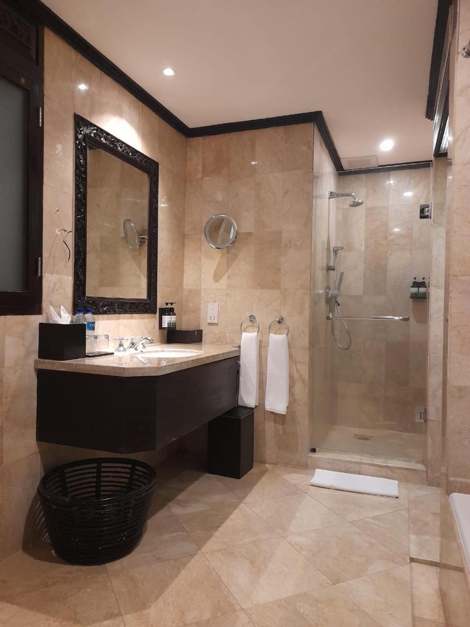 One-Bedroom Villa - Photo 6
