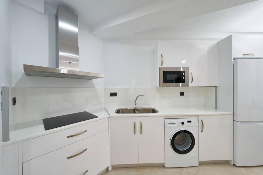 Two-Bedroom Apartment photo 2