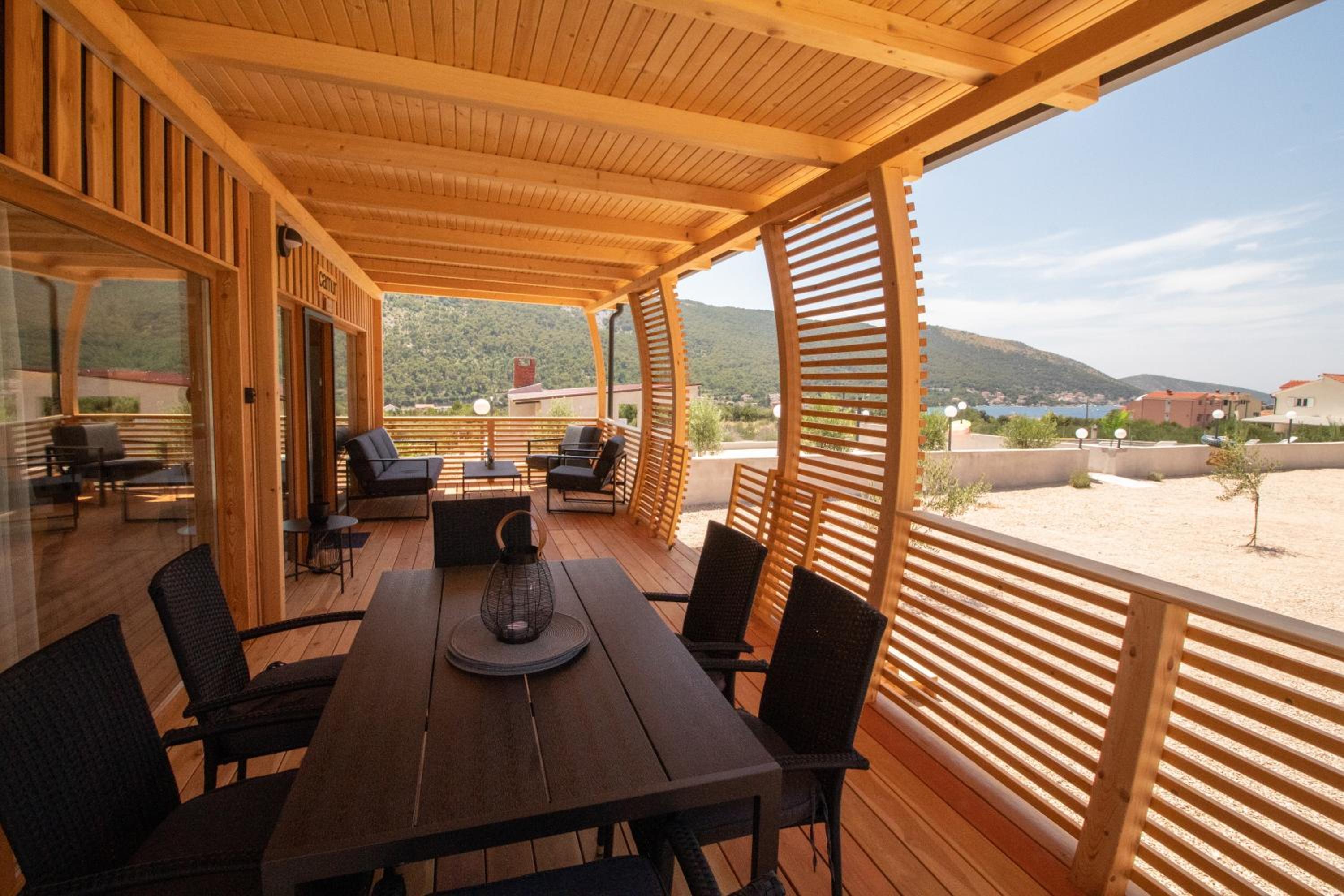Bungalow with Patio photo 3