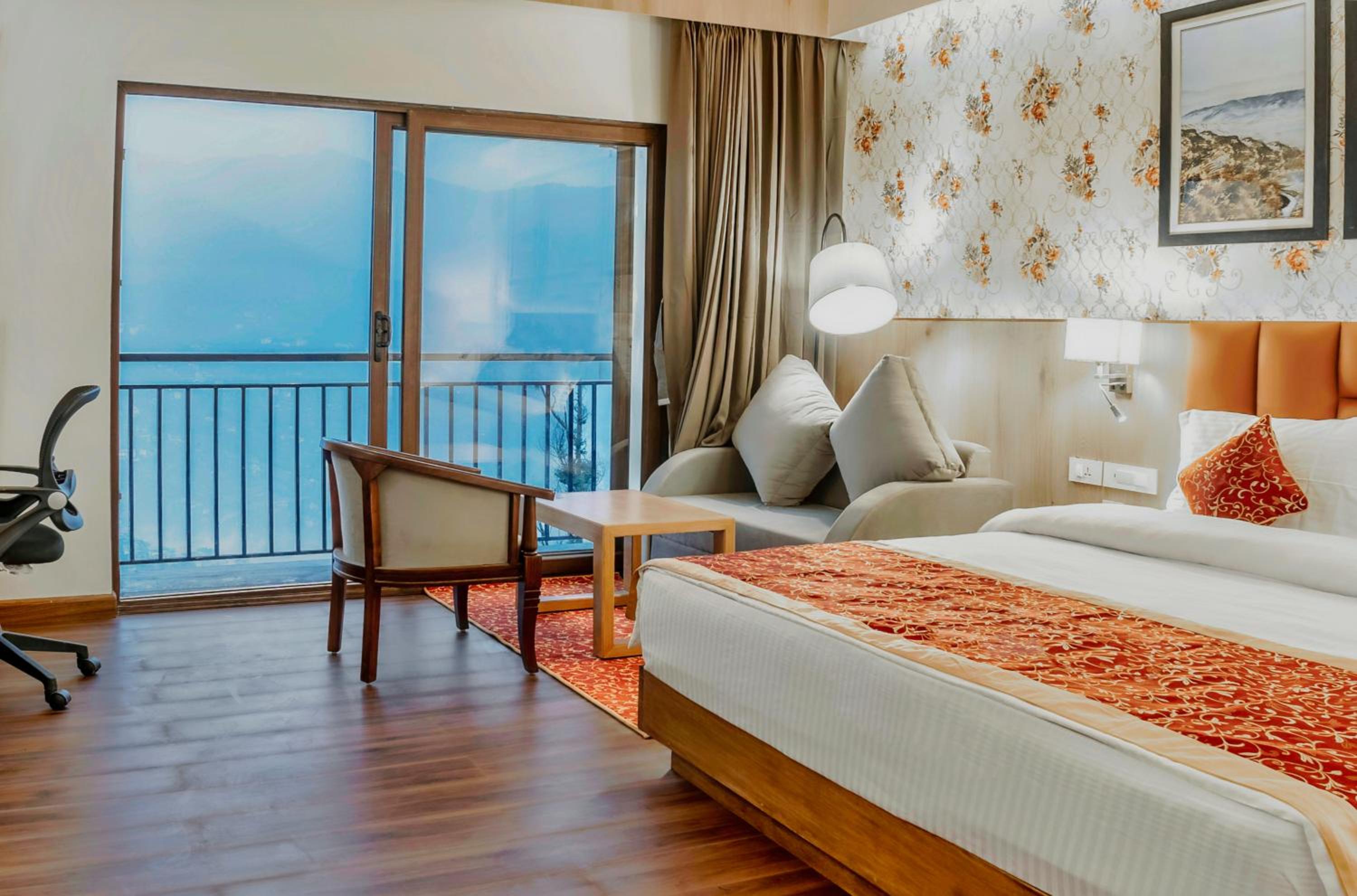 Deluxe Room with Valley View - Photo 1