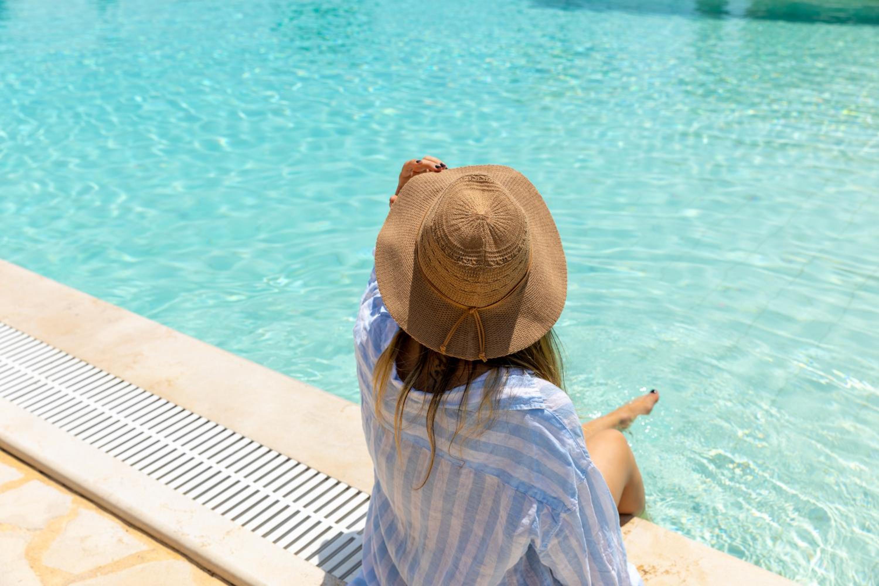 Erikousa Palace, Billede 17