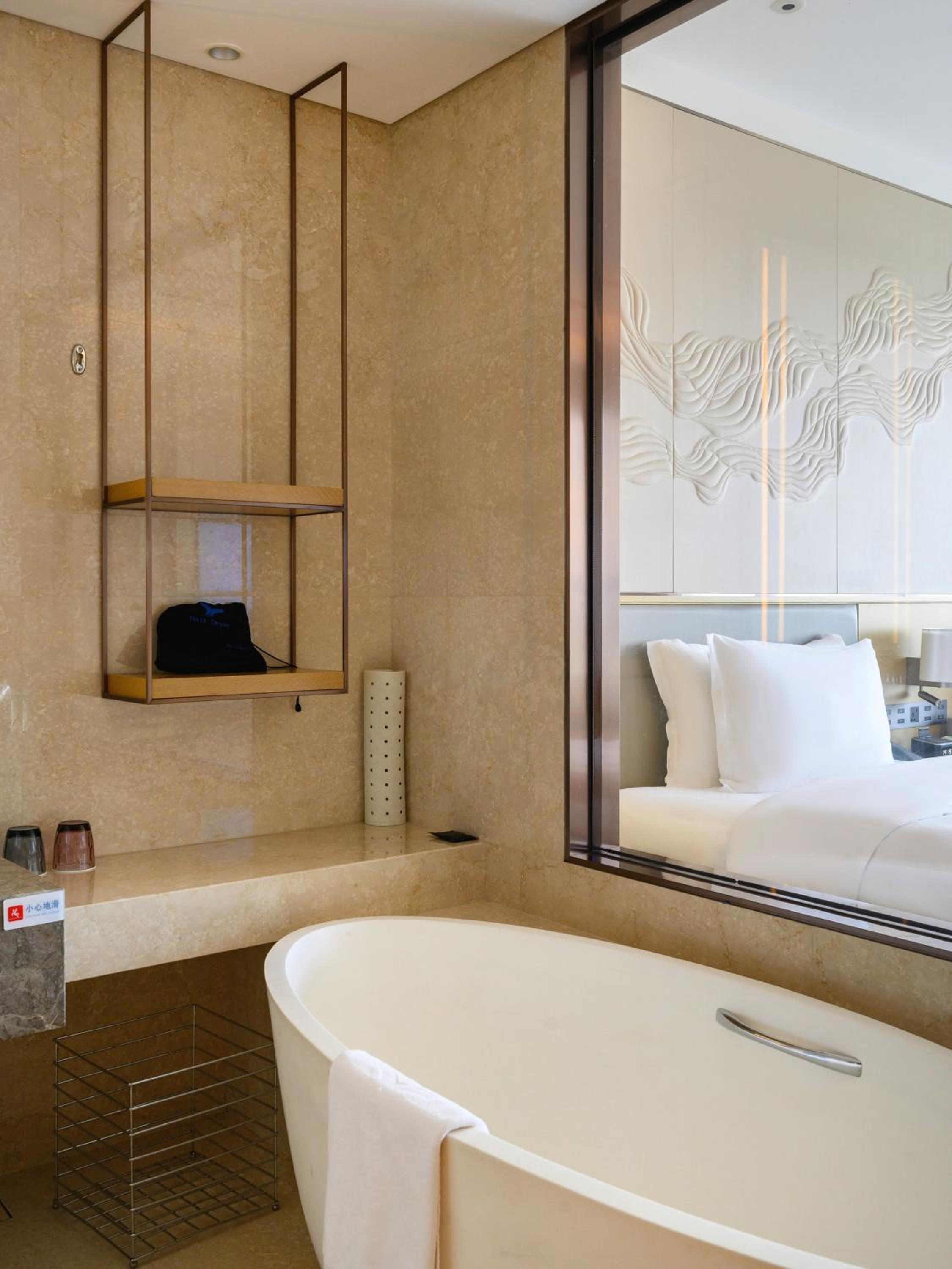 Deluxe Sea View Twin Room - Photo 2