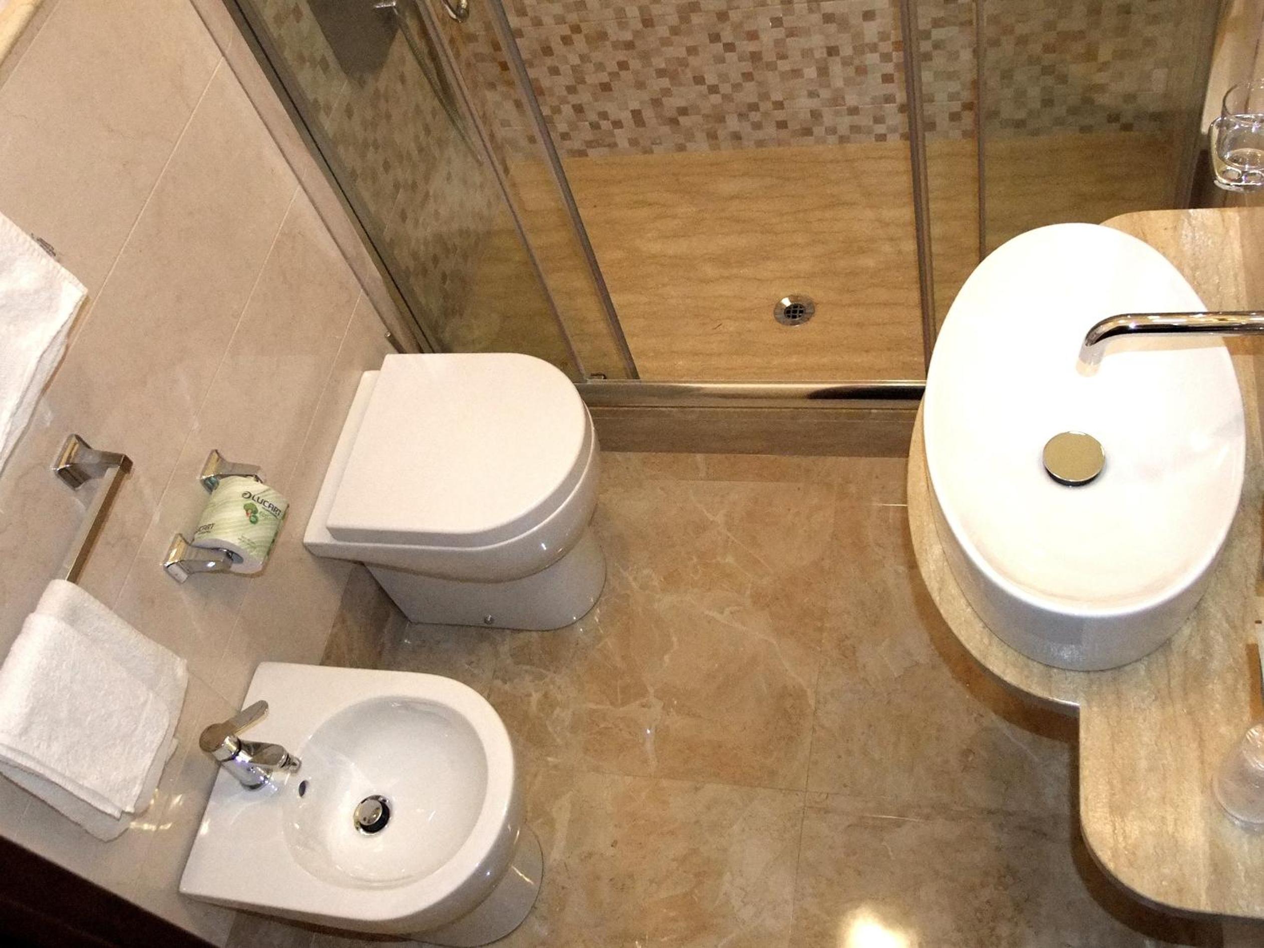 Comfort Double or Twin Room - Photo 9