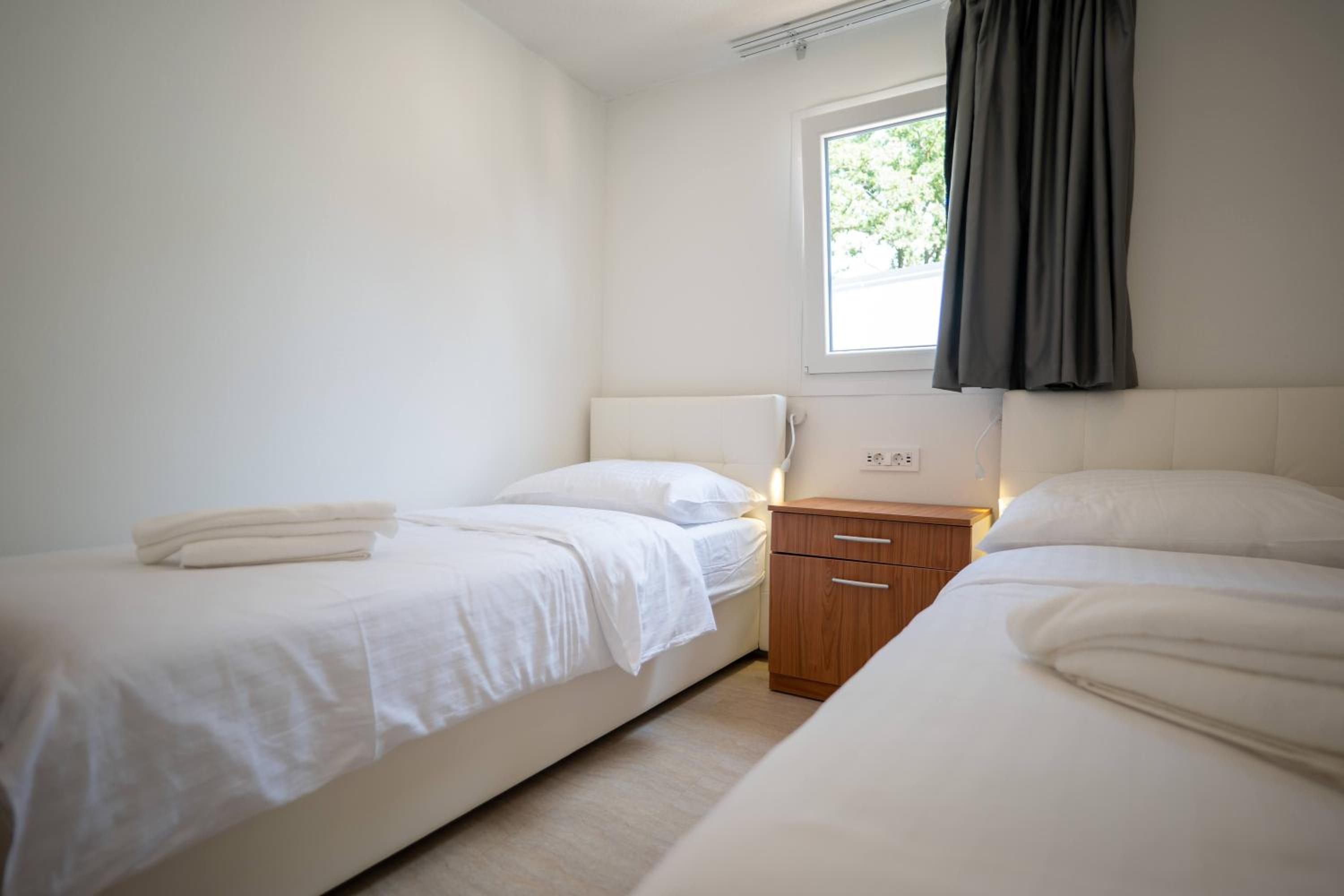 Two-Bedroom Mobile Home Deluxe photo 1