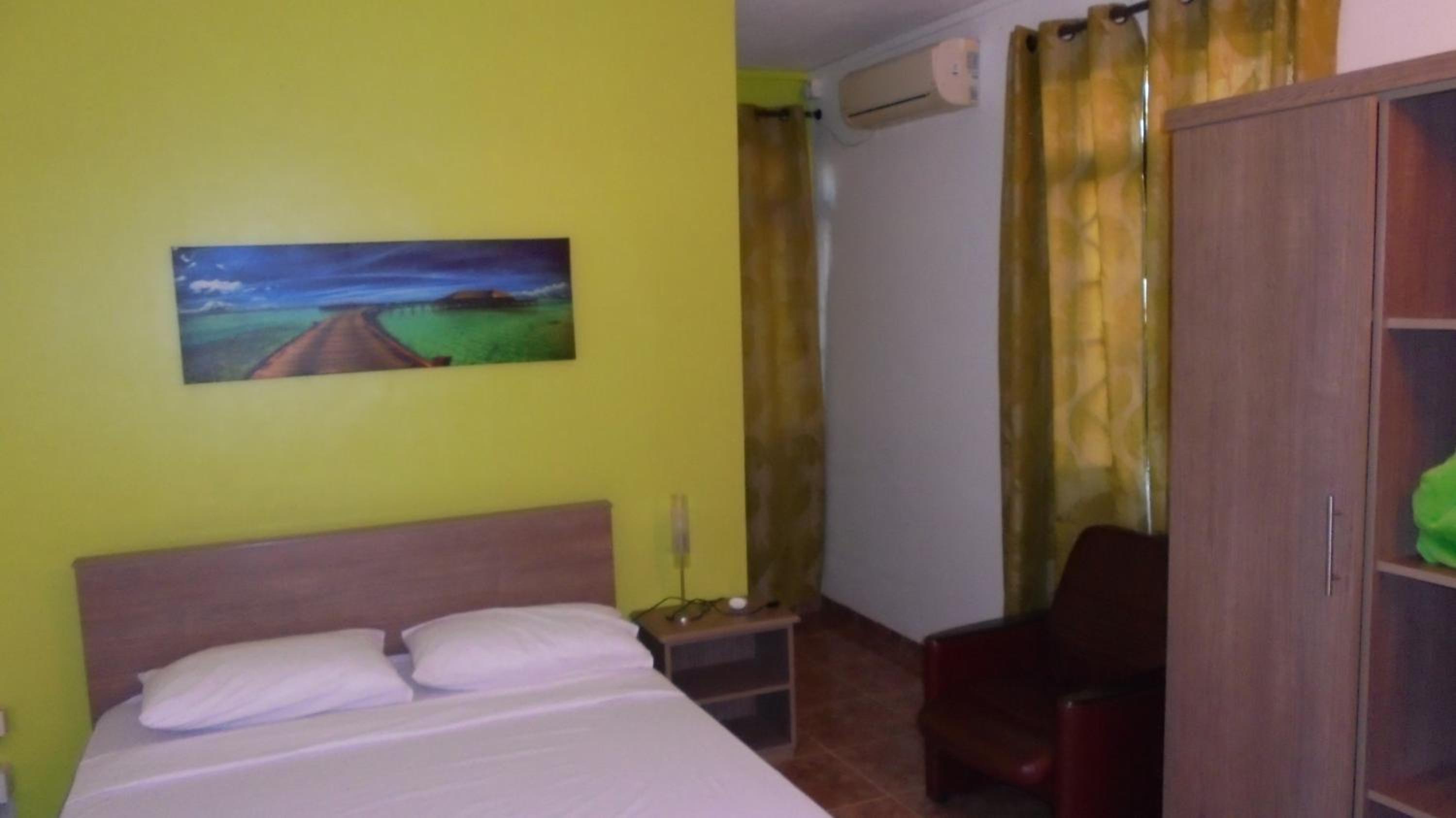 Two-Bedroom Apartment with Garden View photo 2