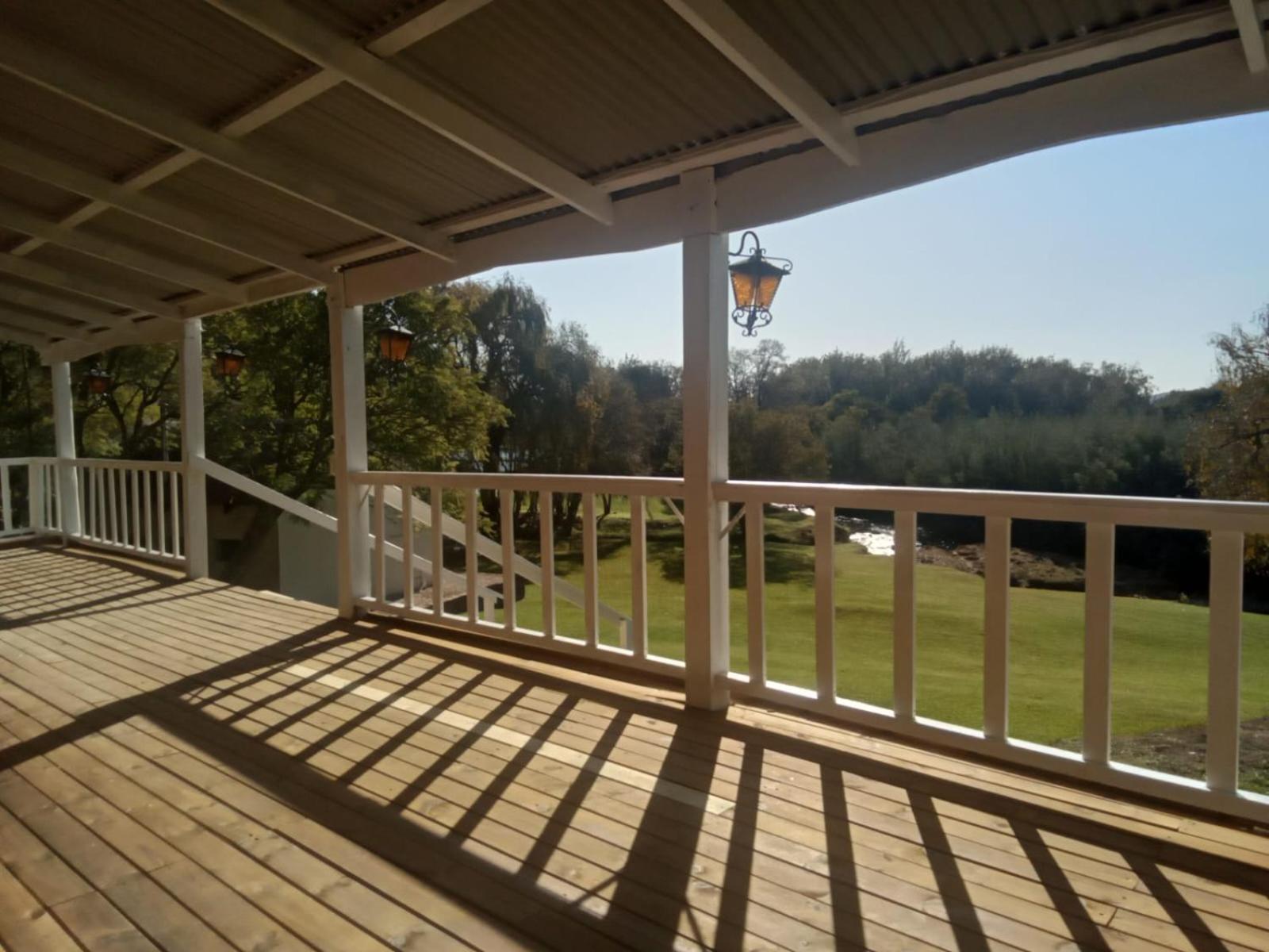 Deluxe Double or Twin Room with River View - Photo 4