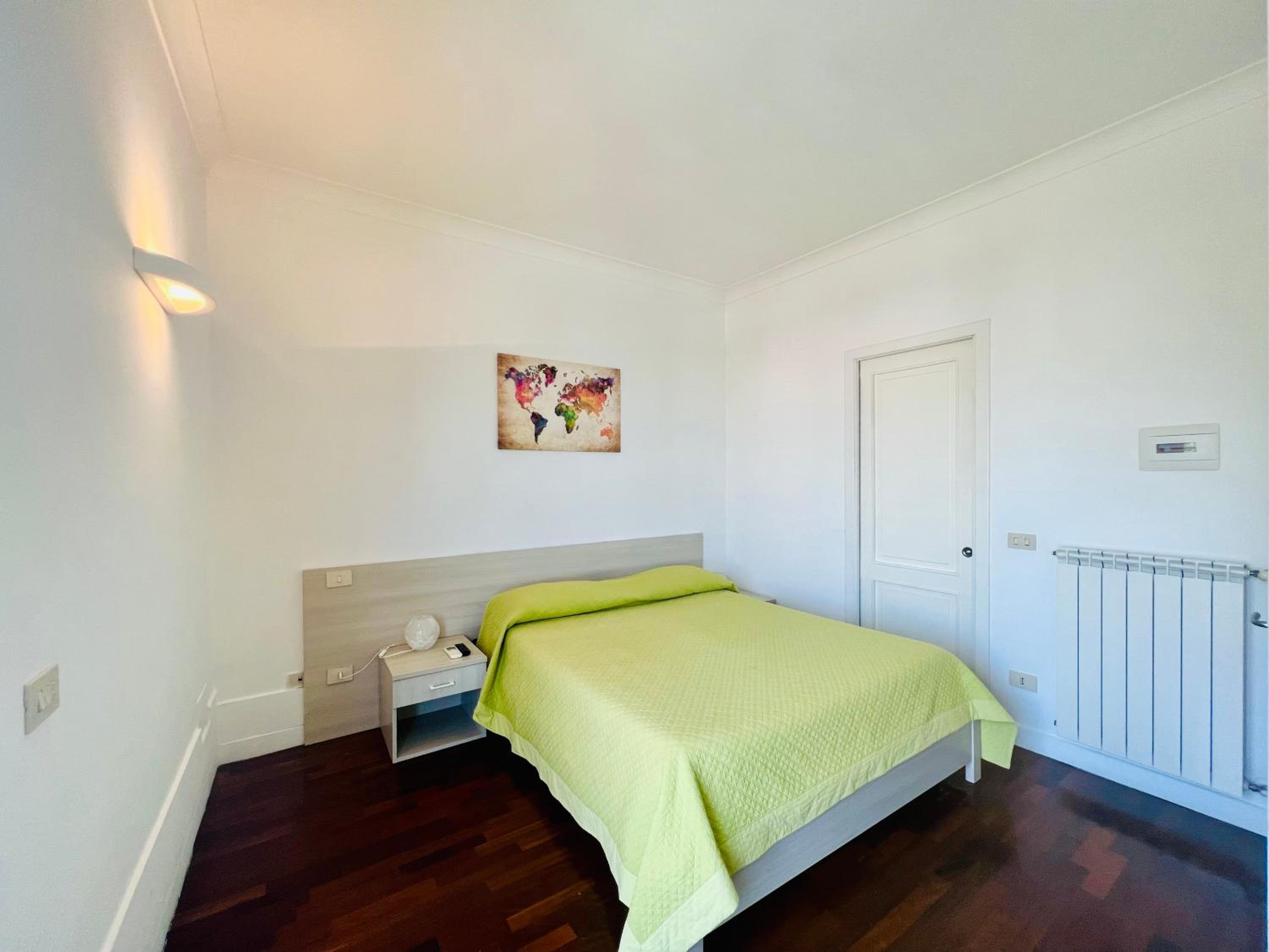 Queen Room with Balcony