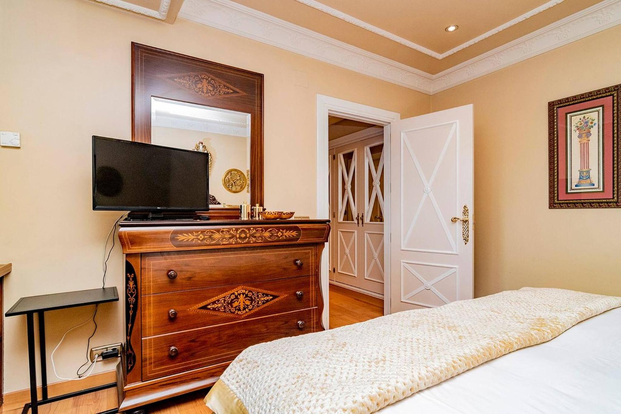 Superior Apartment photo 3