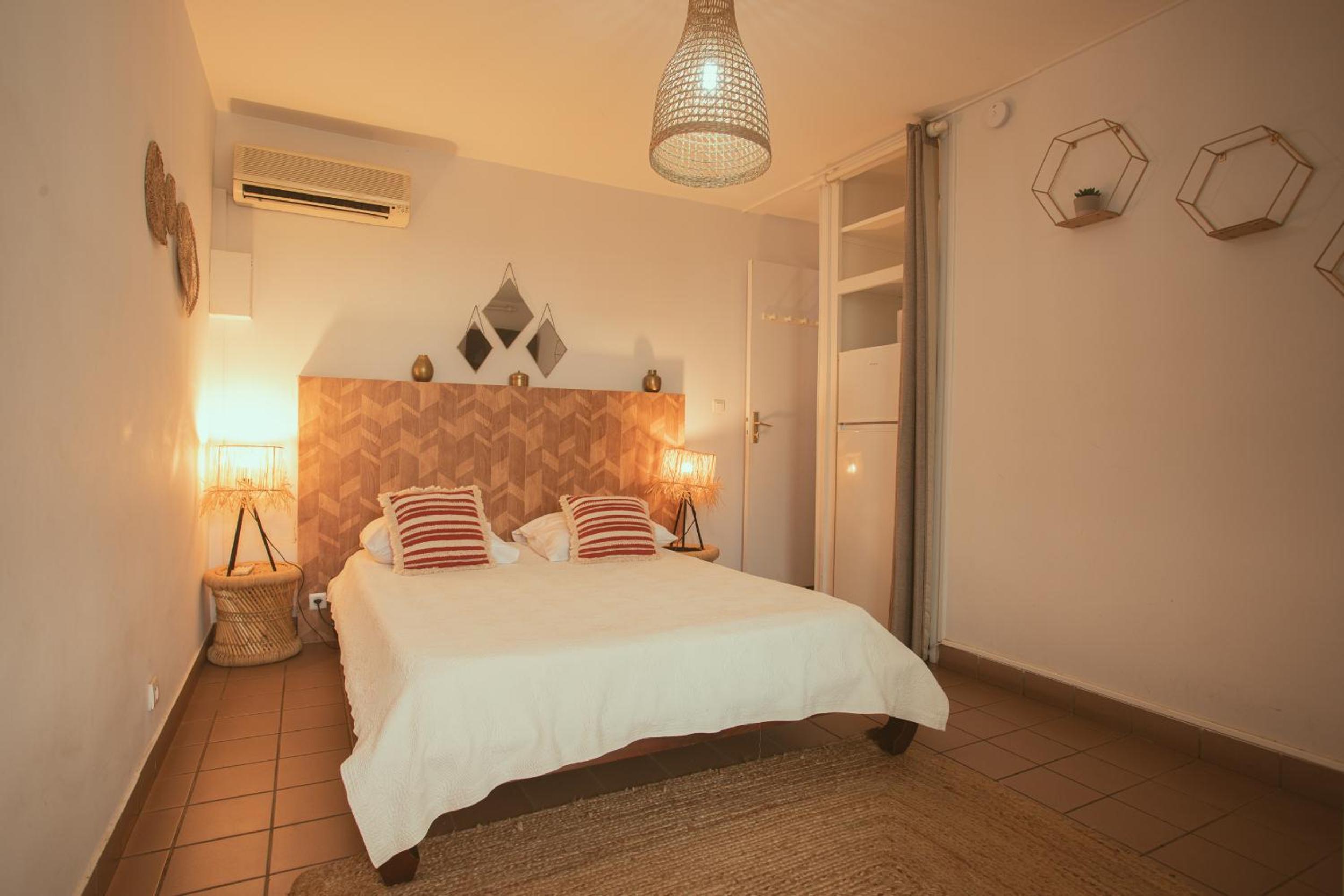 Ground Floor Double Room with Terrace - Photo 1