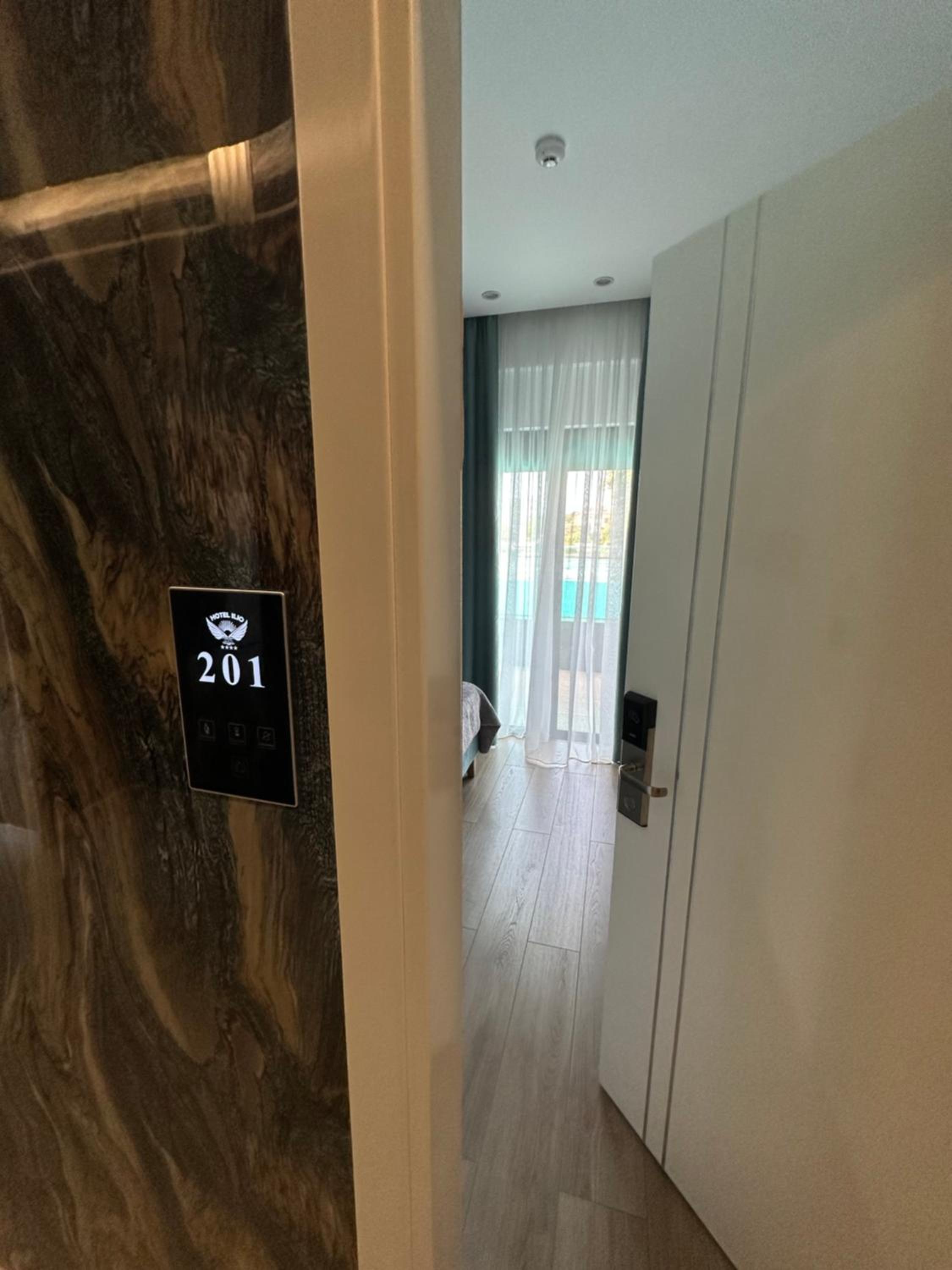 Superior King Room with Jacuzzi photo 1