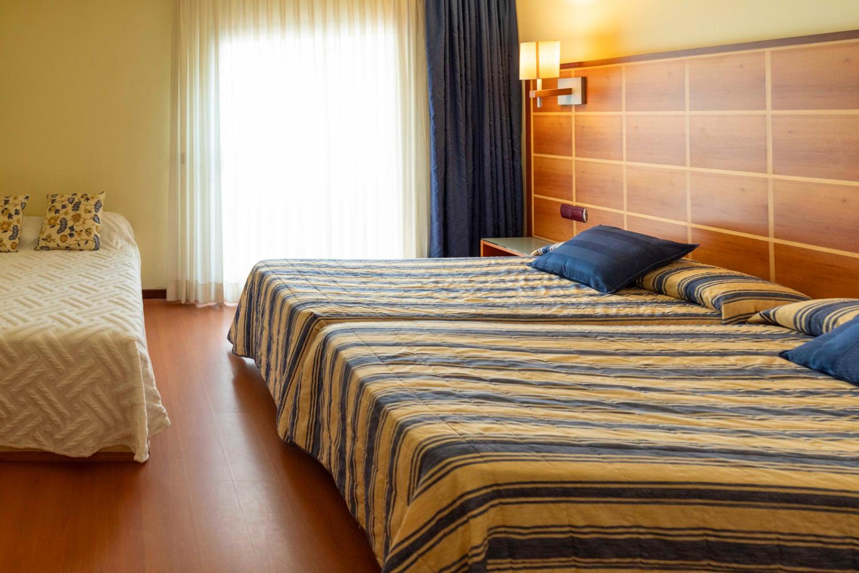 Quadruple Room with Terrace photo 3