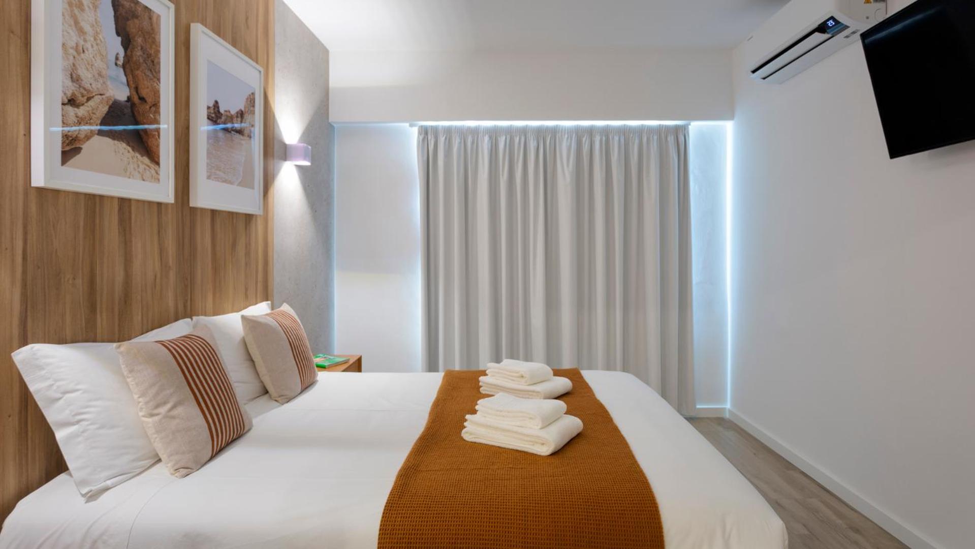 Double Room - Photo 3