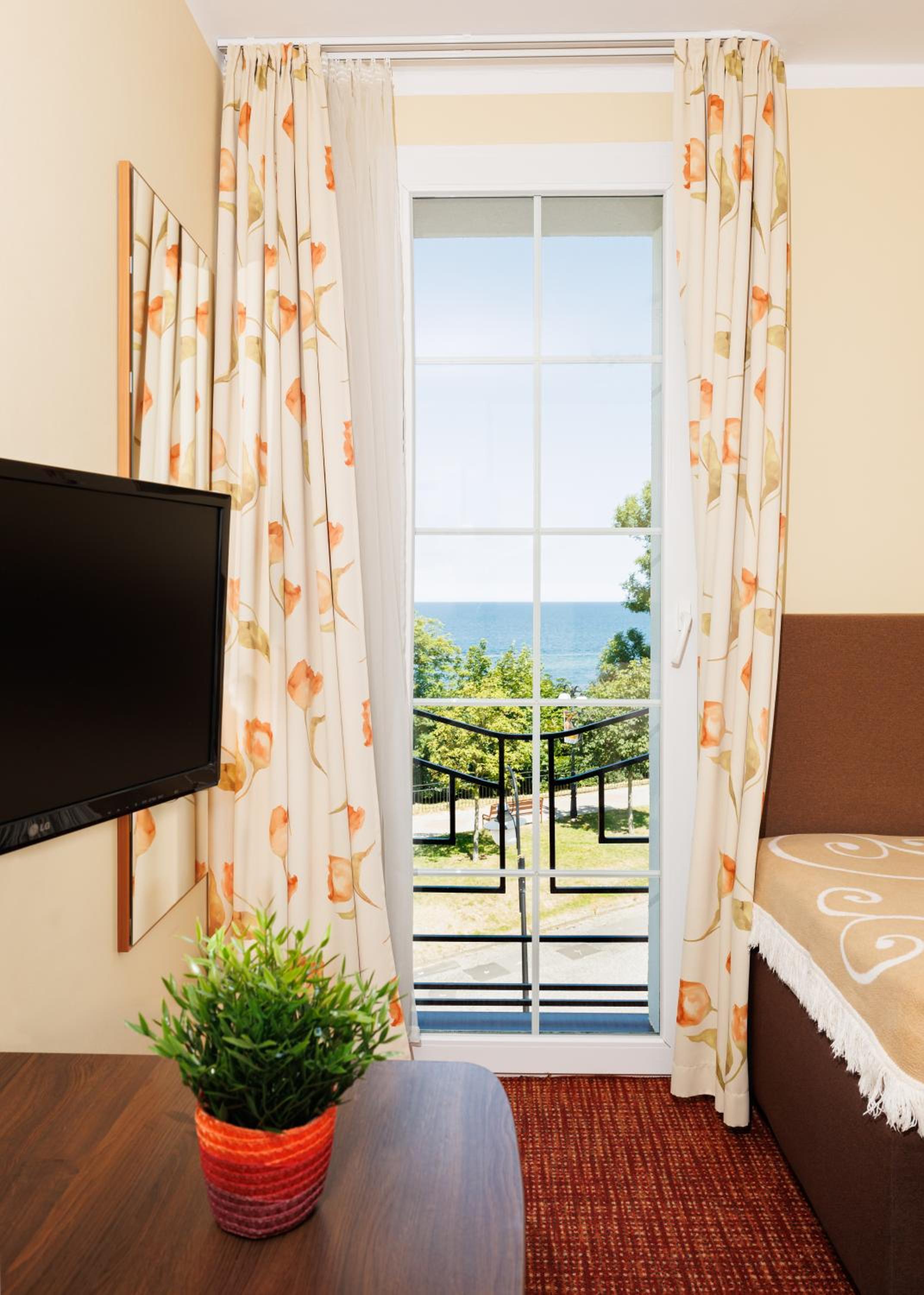 Triple Room - Photo 15