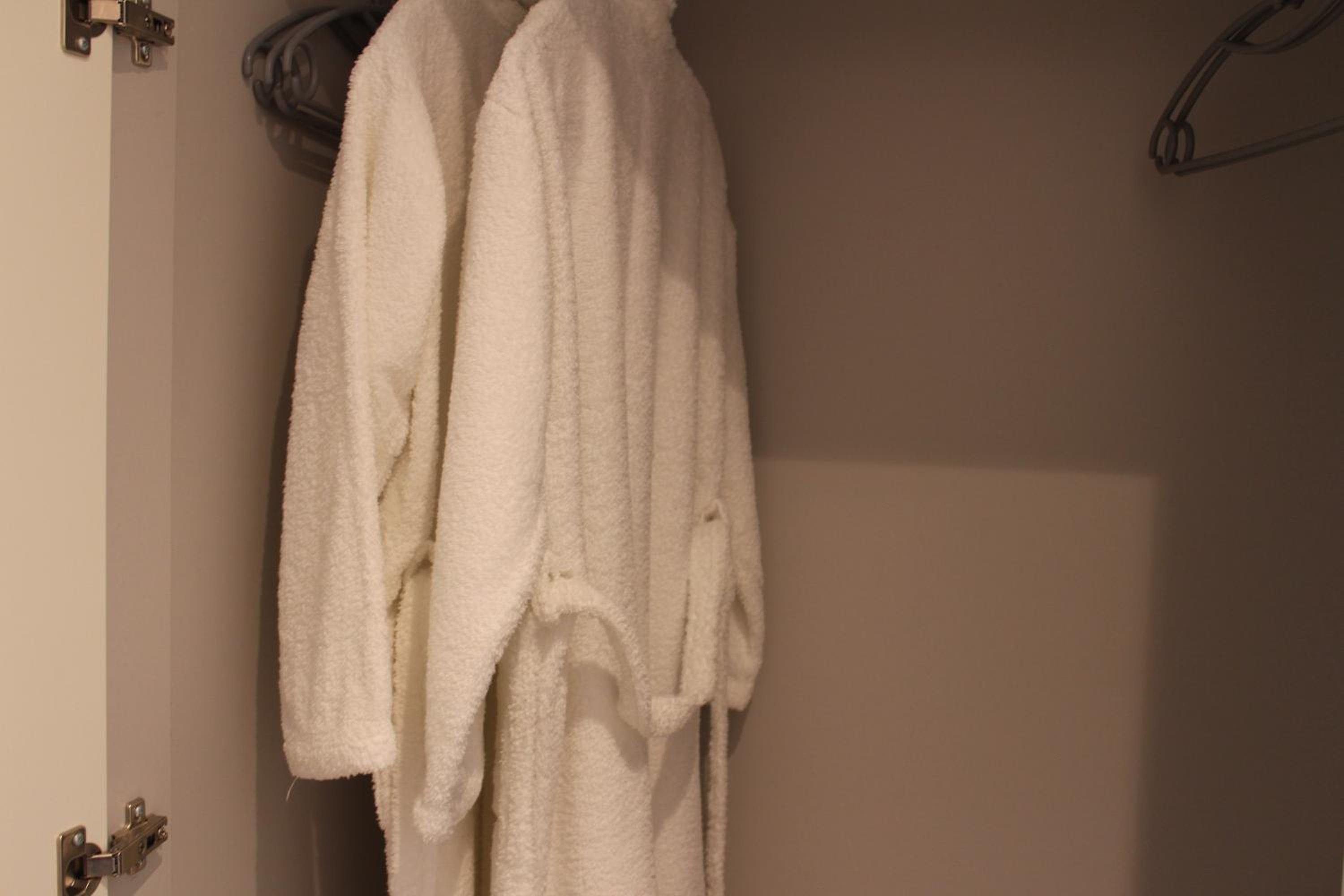 Family Studio - Photo 6