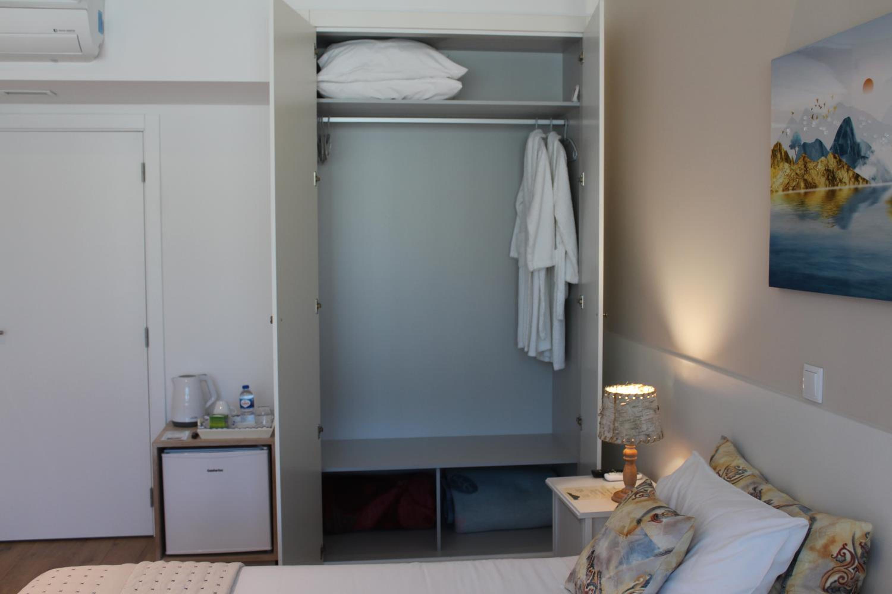 Double Room - Disability Access - Photo 6