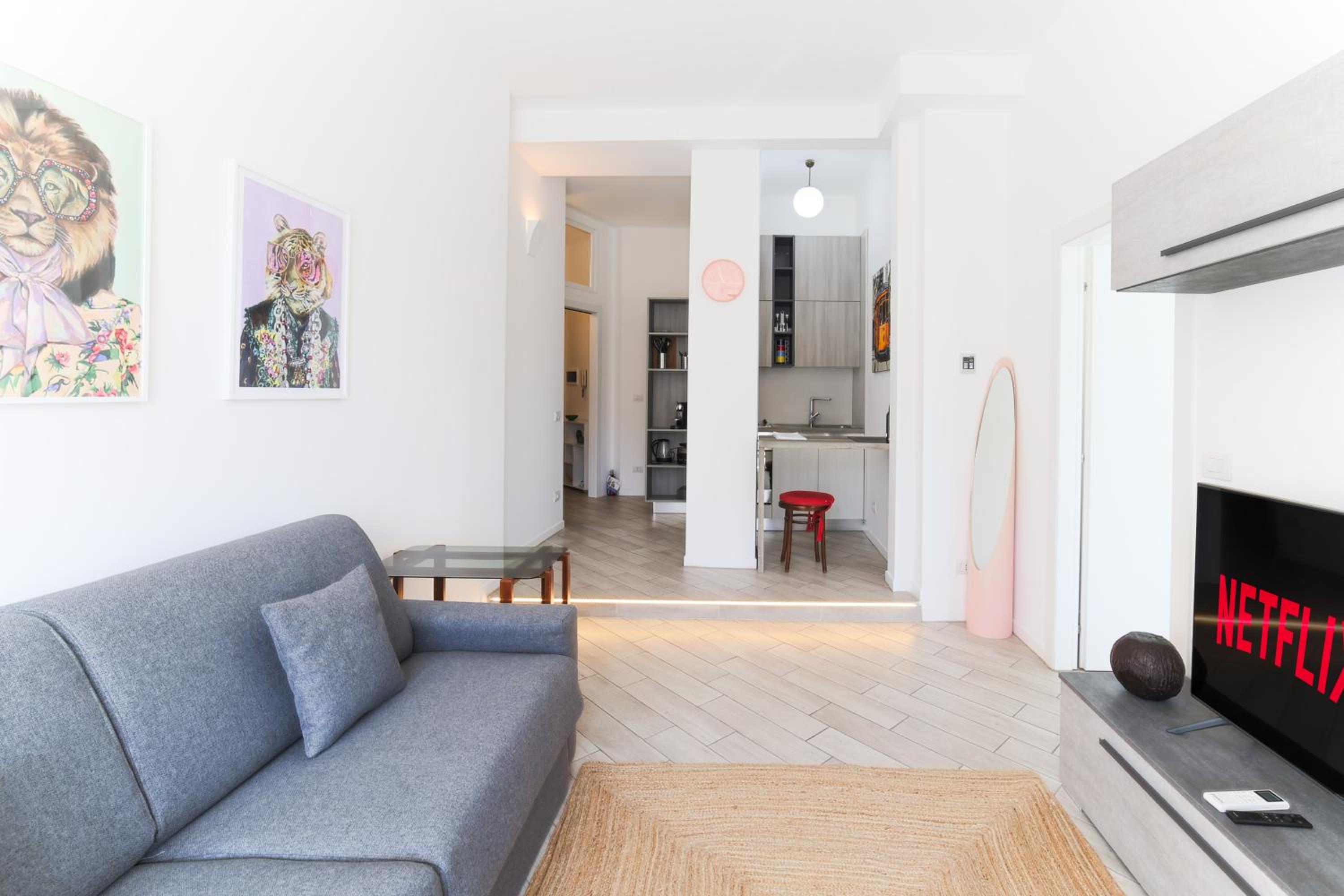 One-Bedroom Apartment