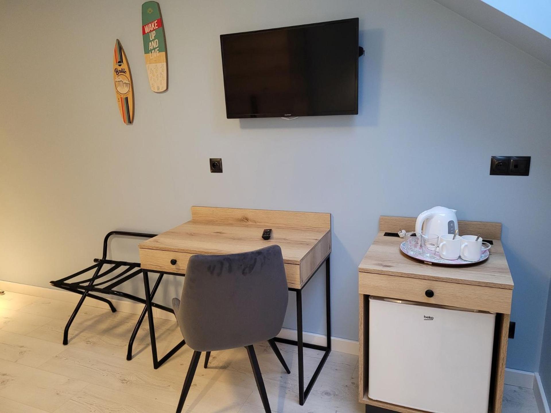 Budget Double Room - Photo 4