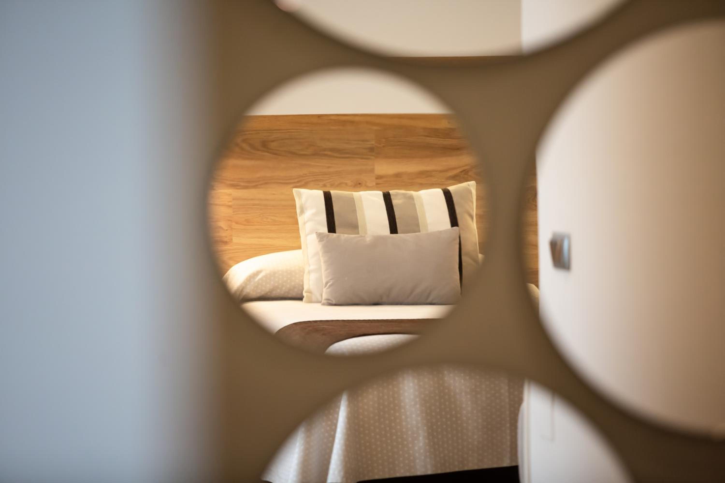 Double or Twin Room - Photo 19