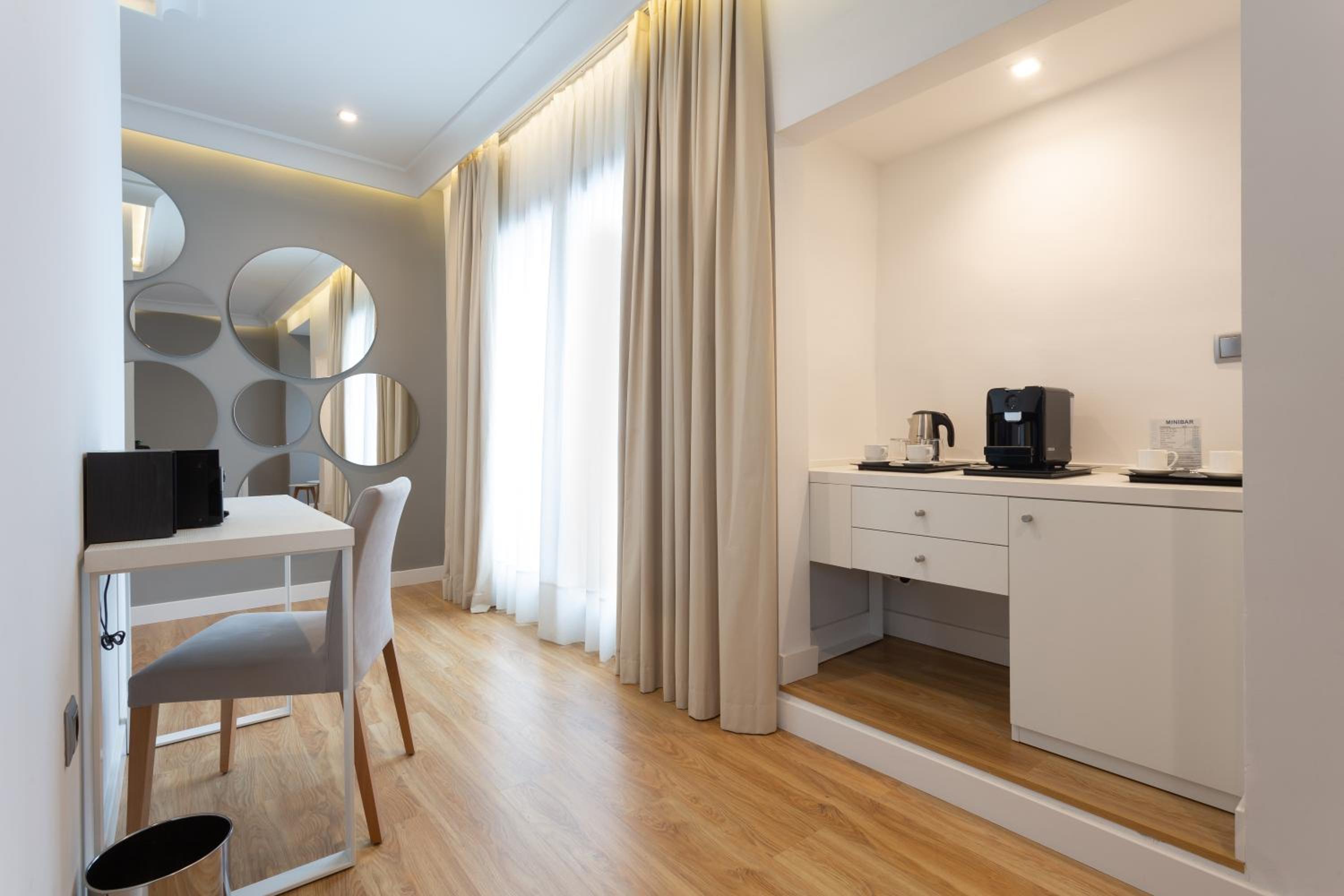 Junior Suite - Photo 7