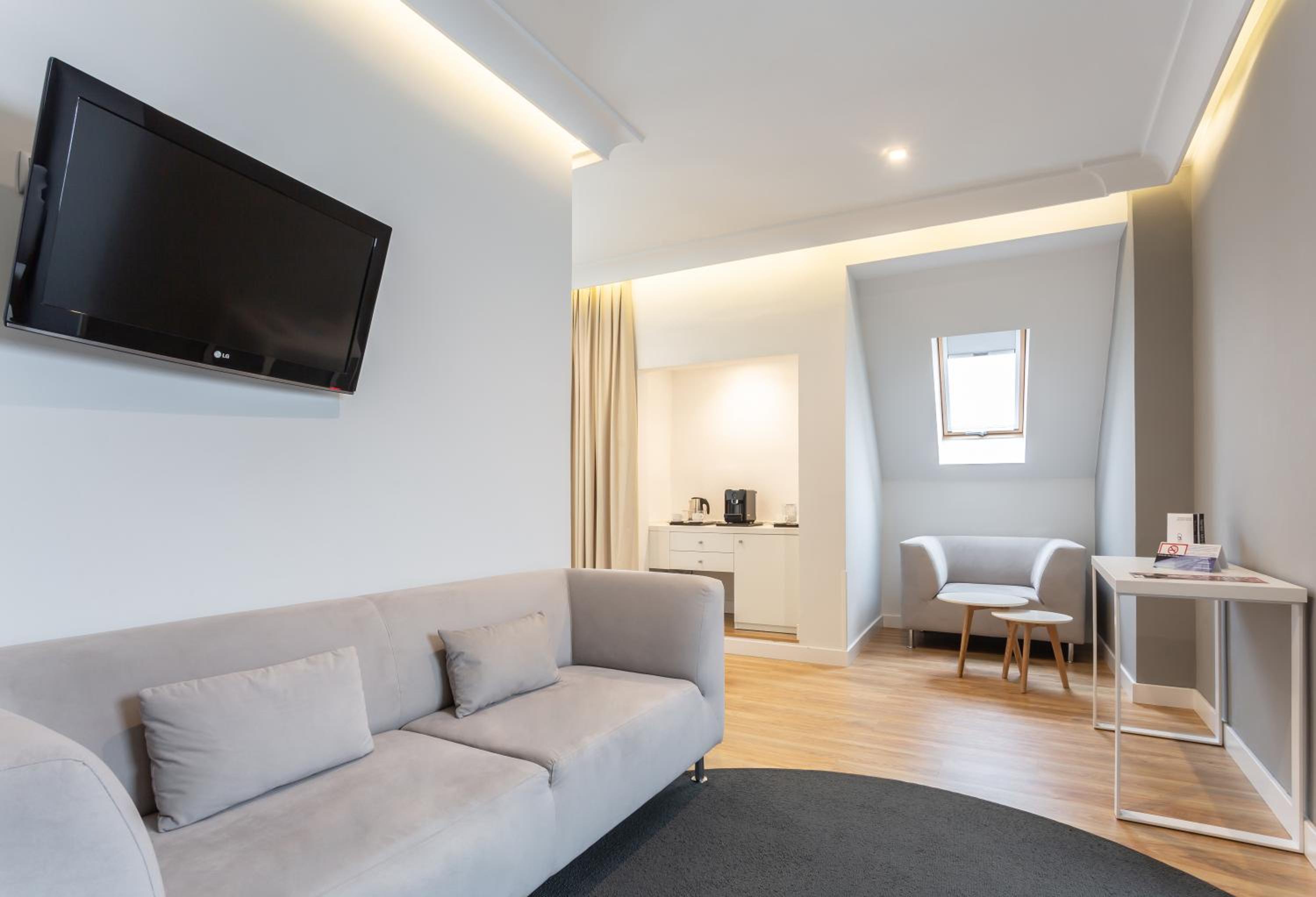 Junior Suite - Photo 6