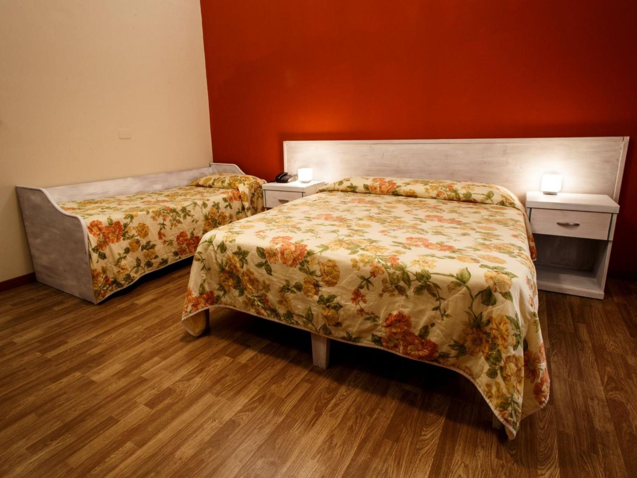 Triple Room - Photo 1