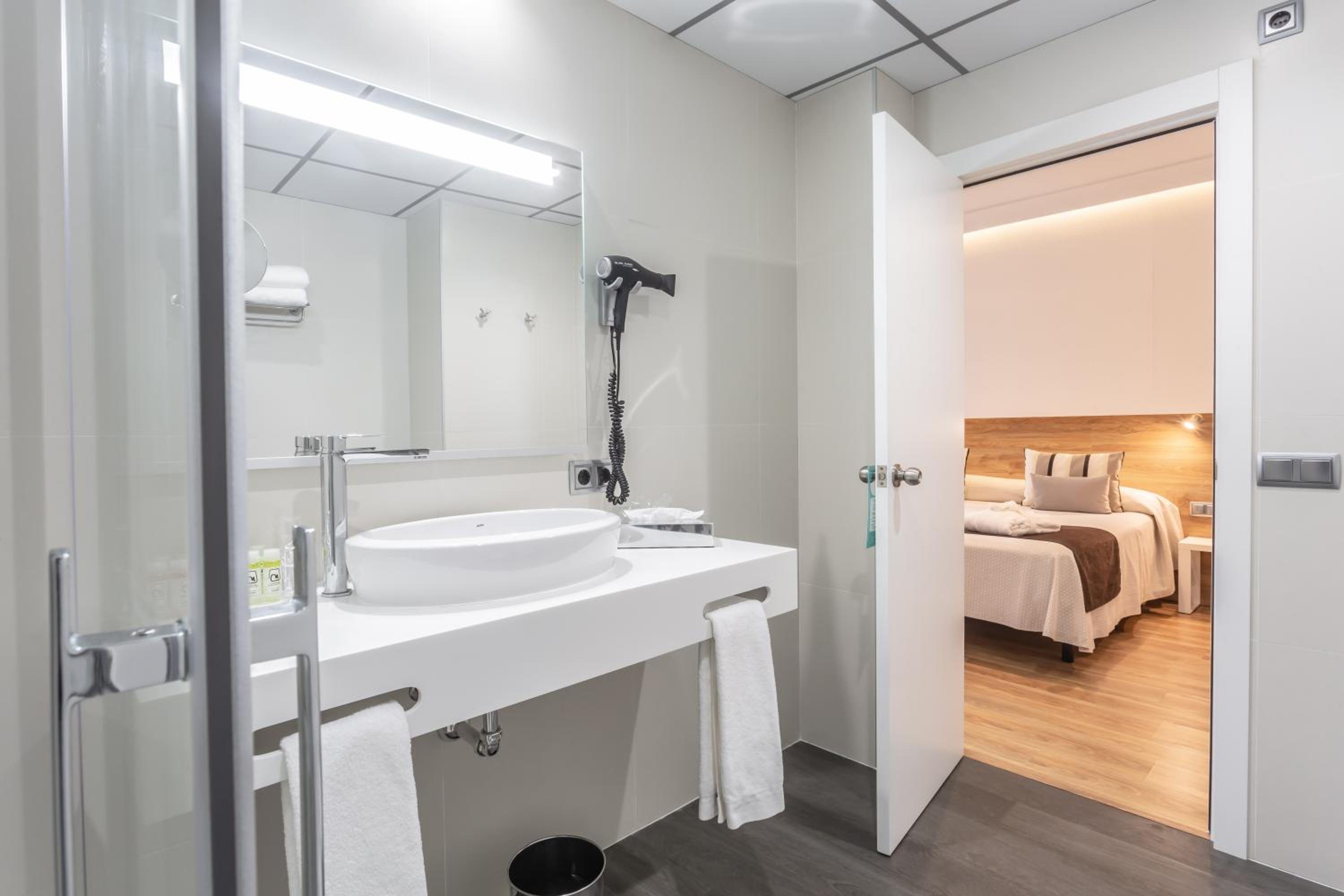 Junior Suite - Photo 13