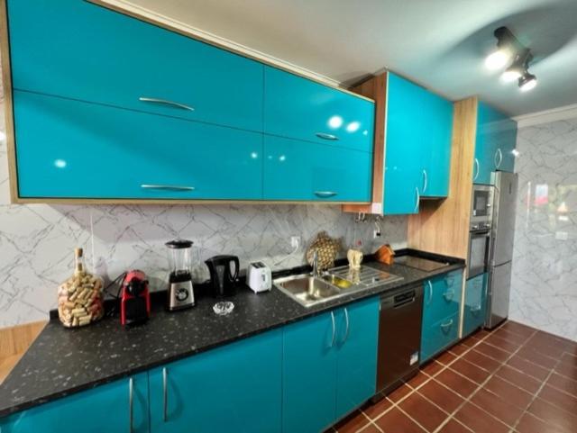 Four-Bedroom House photo 2