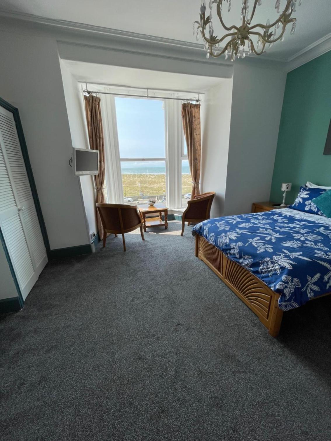 Deluxe Double Room with Sea View photo 2