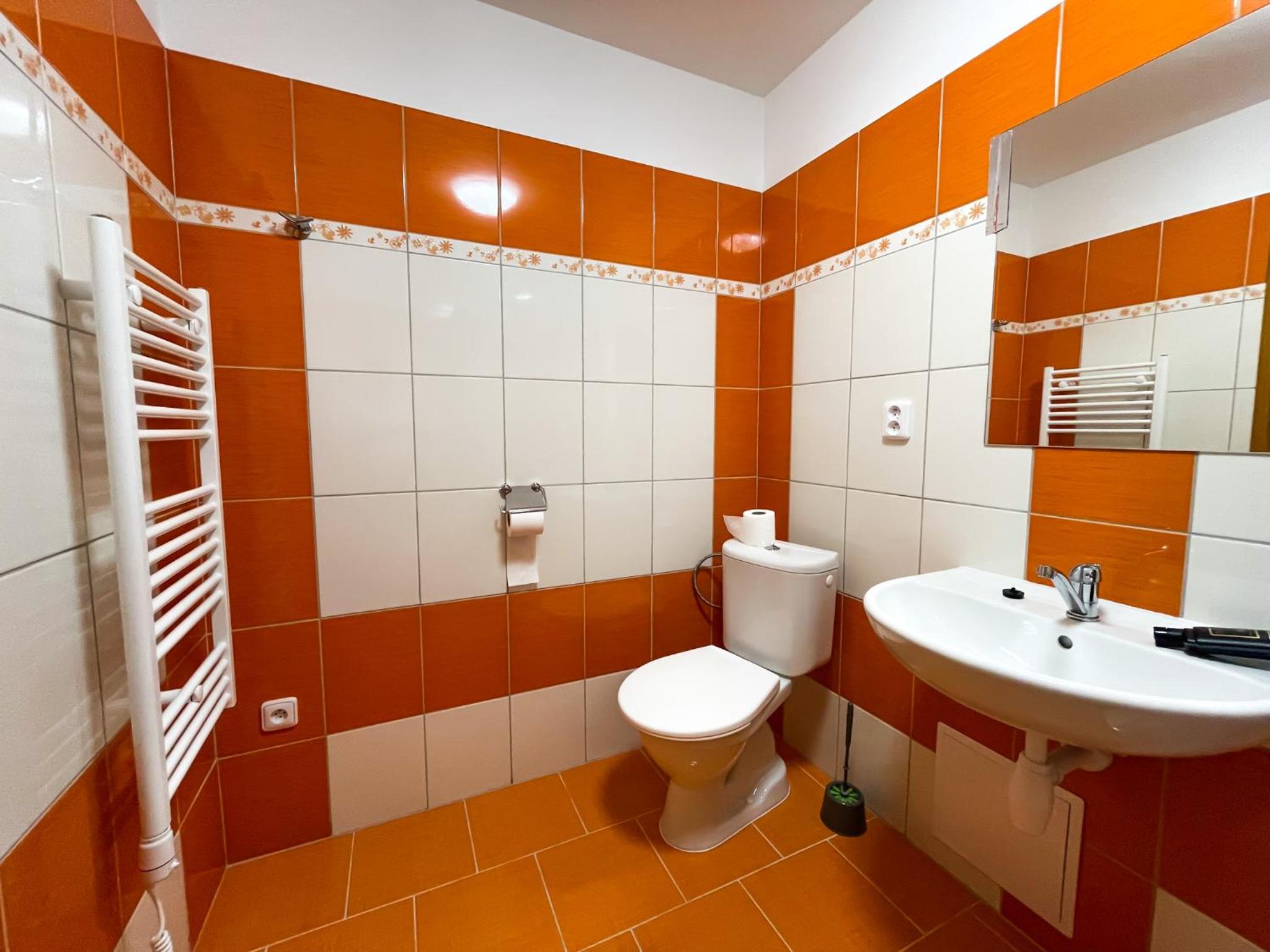 Duplex Suite - Photo 17