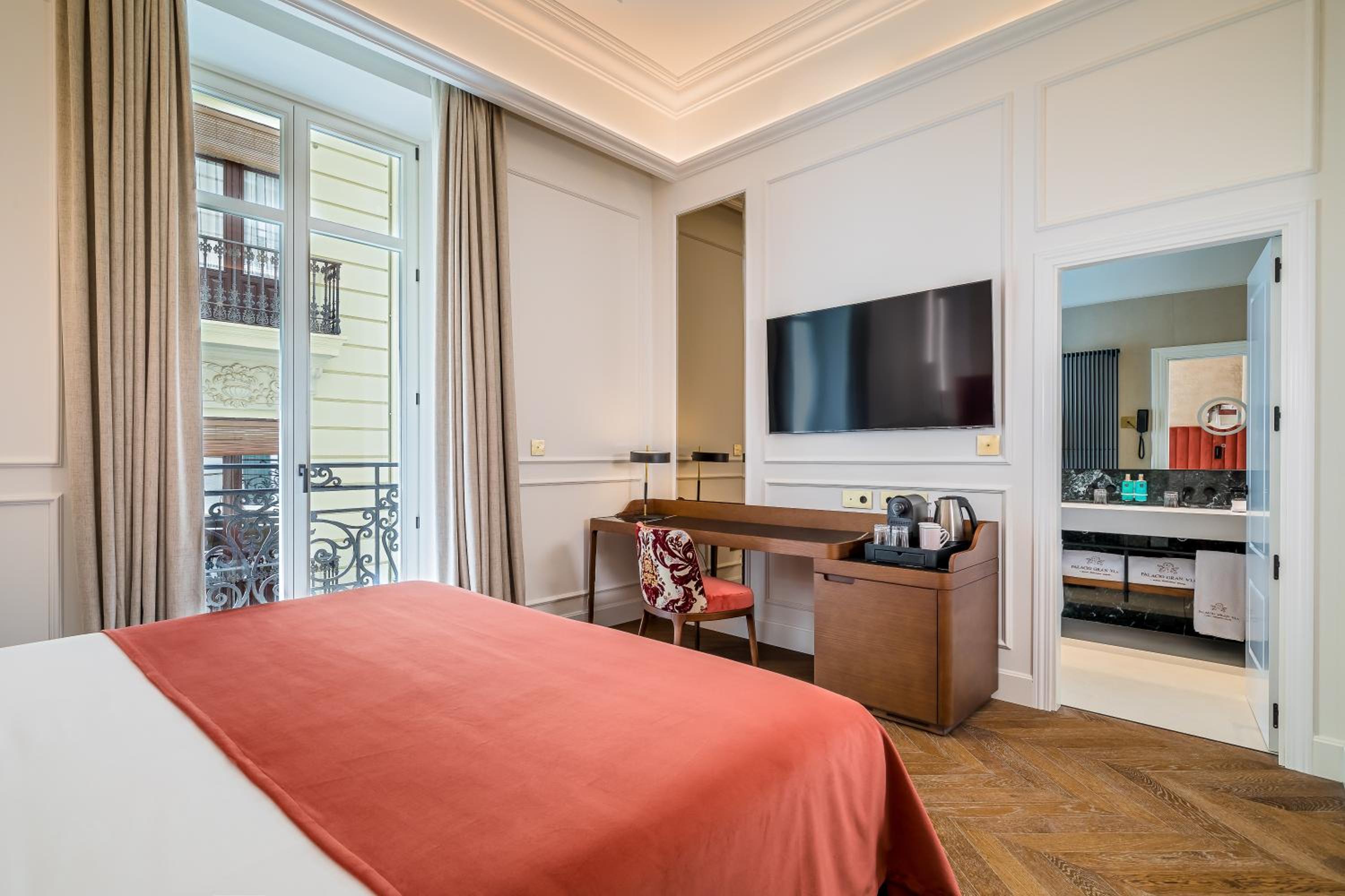 Habitación Doble de Lujo con Balcón