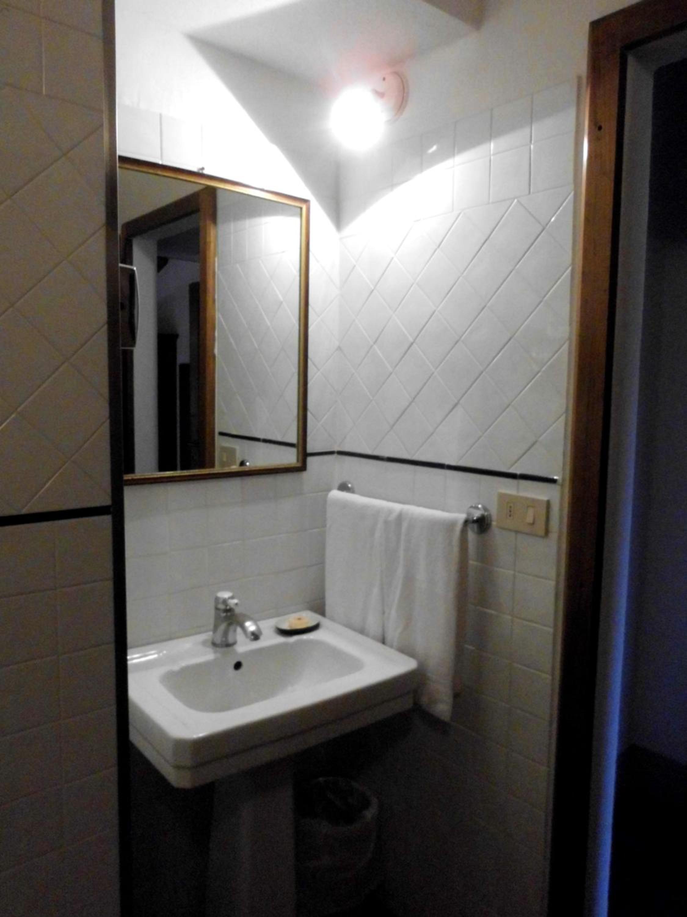 Double or Twin Room with Garden View photo 3