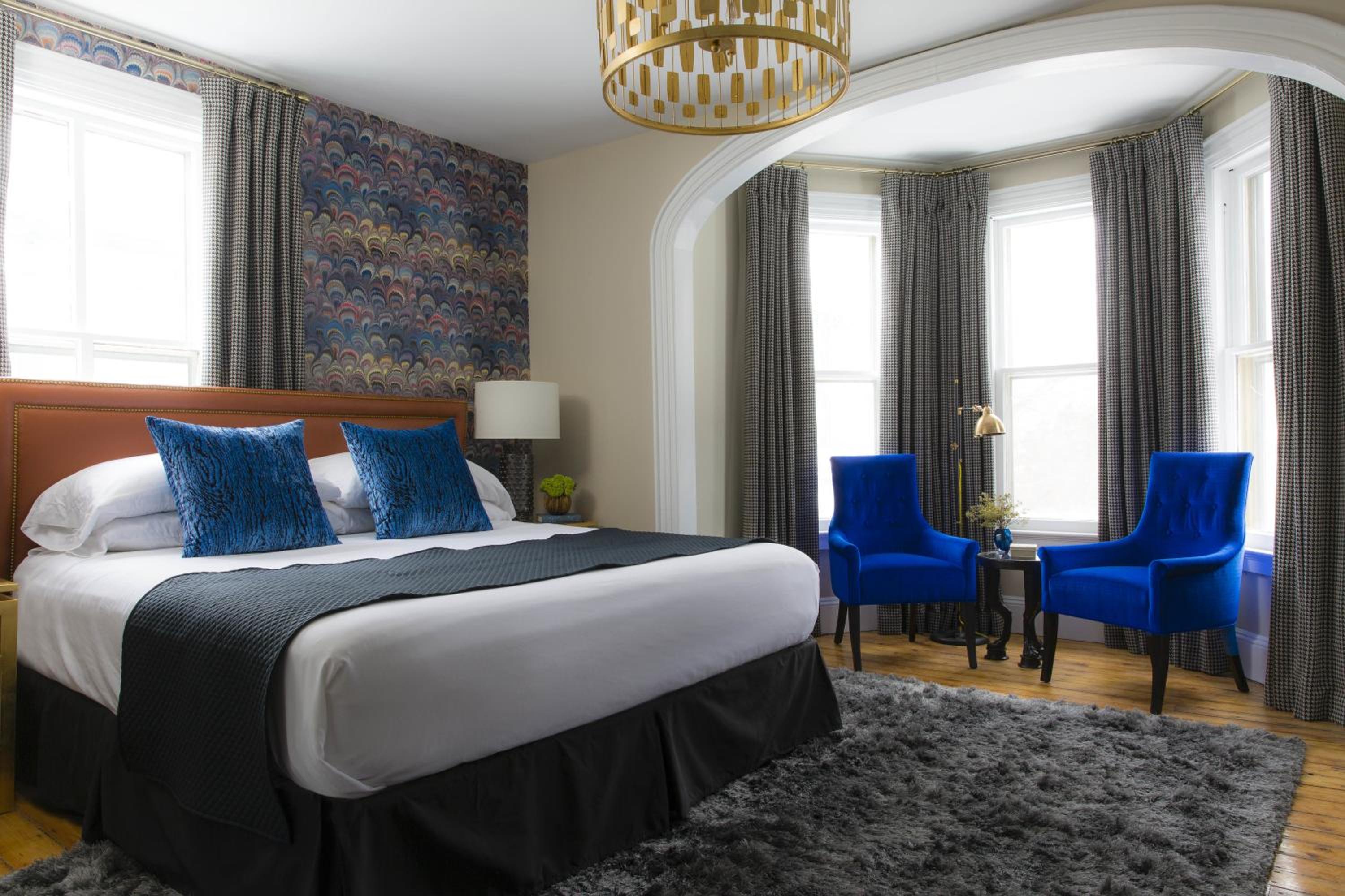 Deluxe King Room photo 1