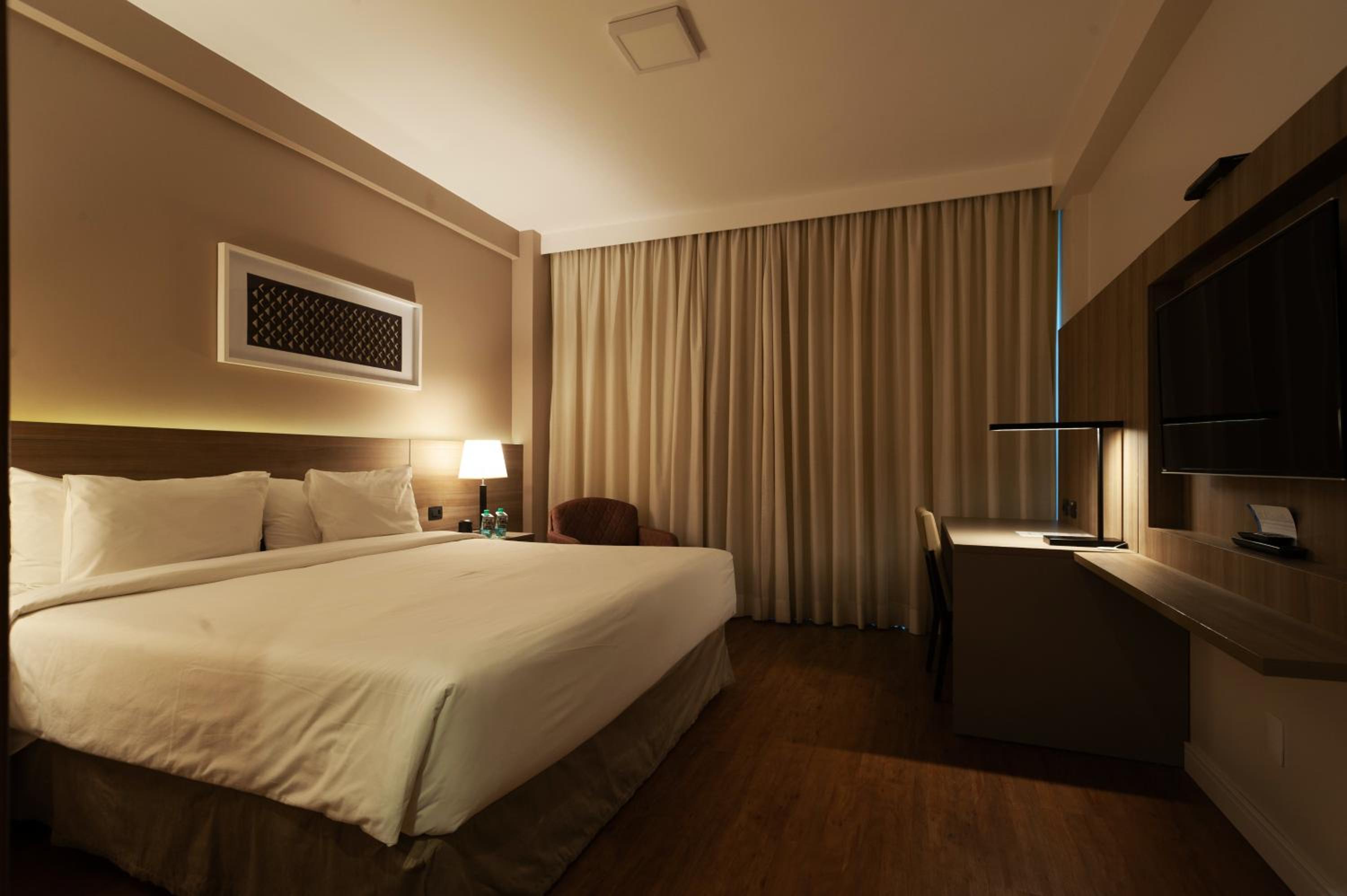 Superior King Room photo 1