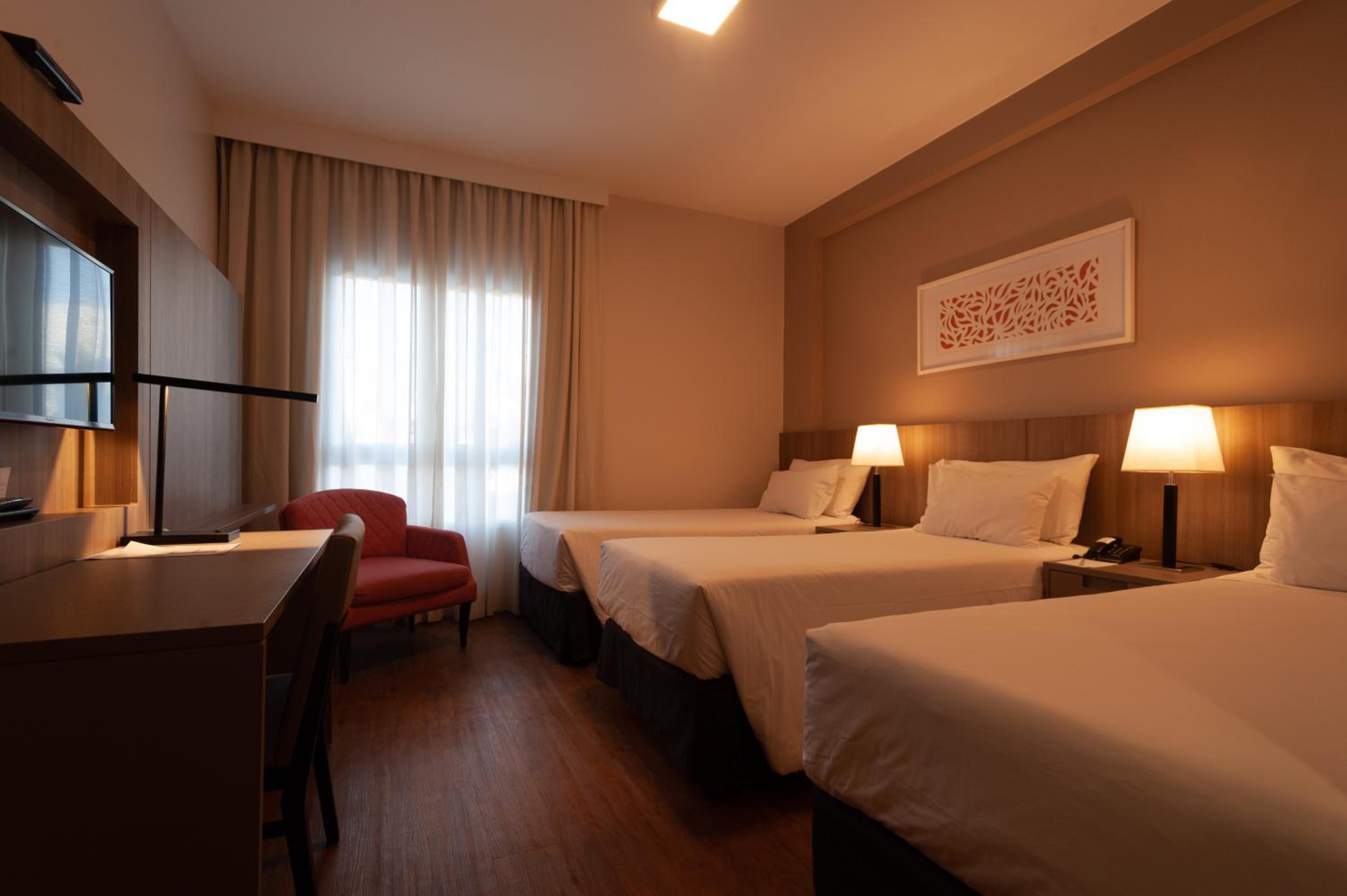 Superior Triple Room photo 3