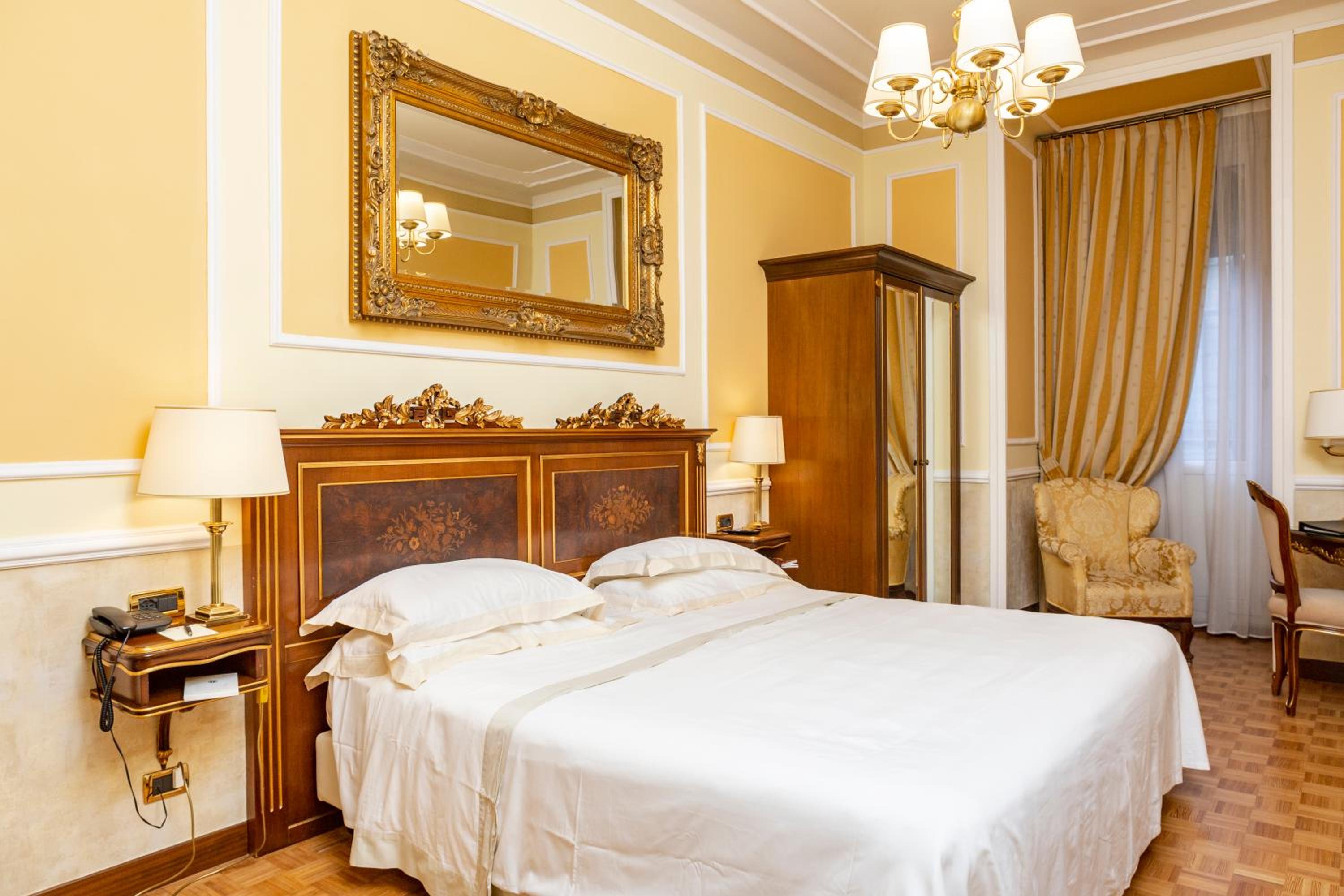 Superior Double or Twin Room - Photo 1