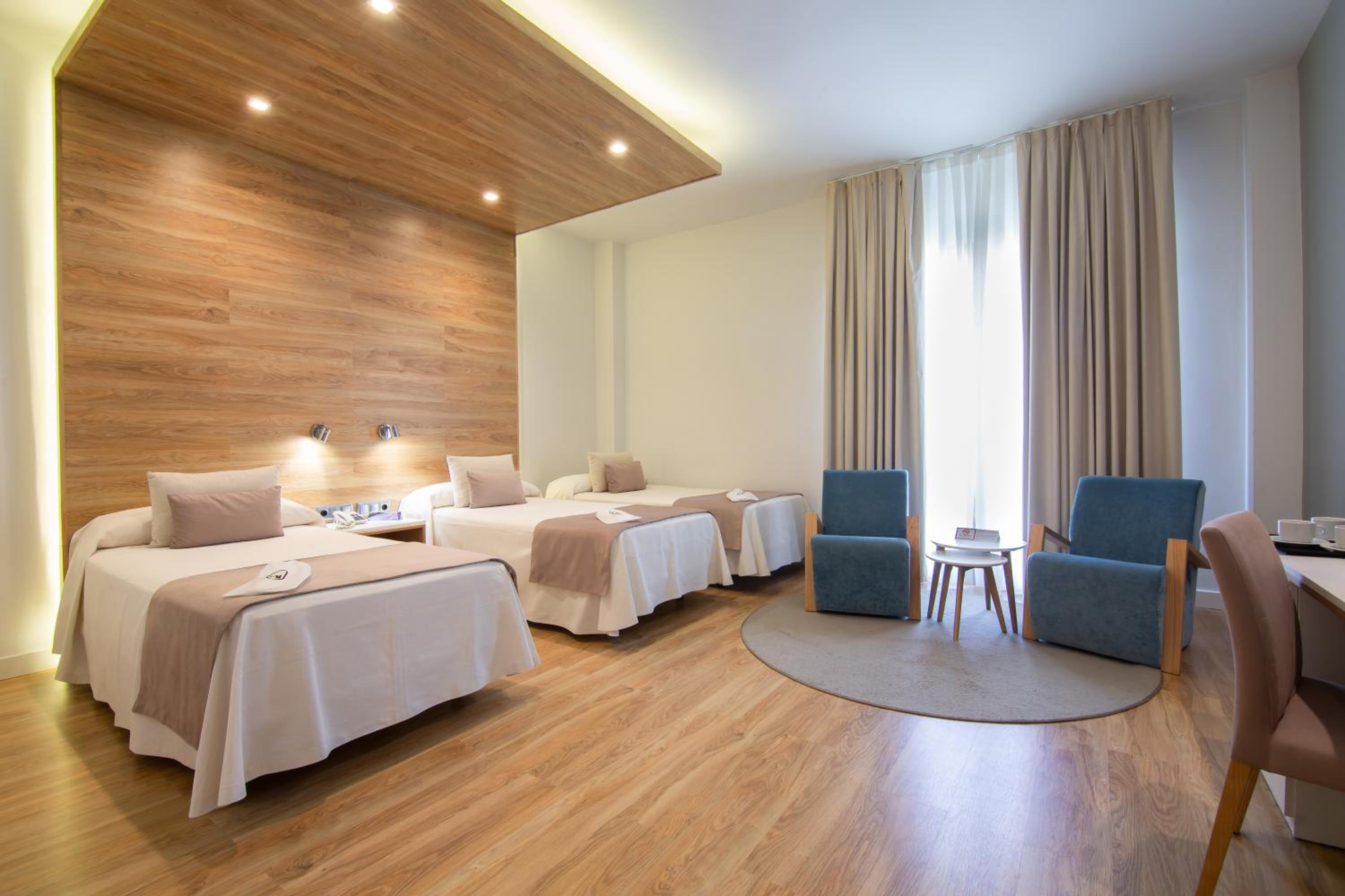 Habitación Doble con Cama Extra