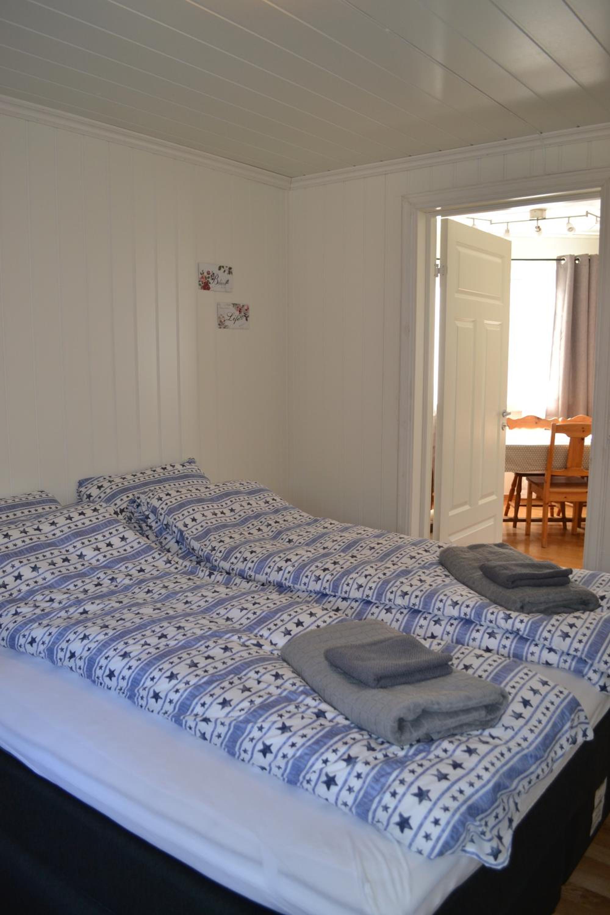 One-Bedroom Apartment - Photo 12