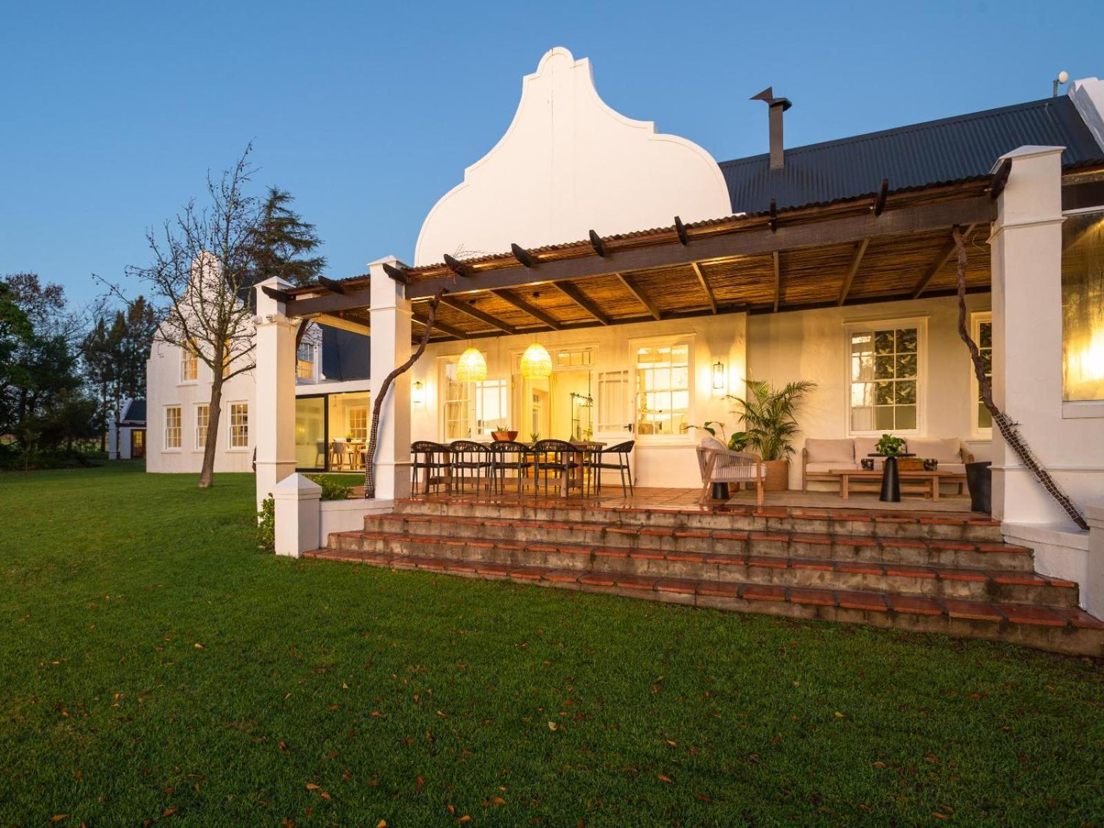Luxury Holiday Home photo 2