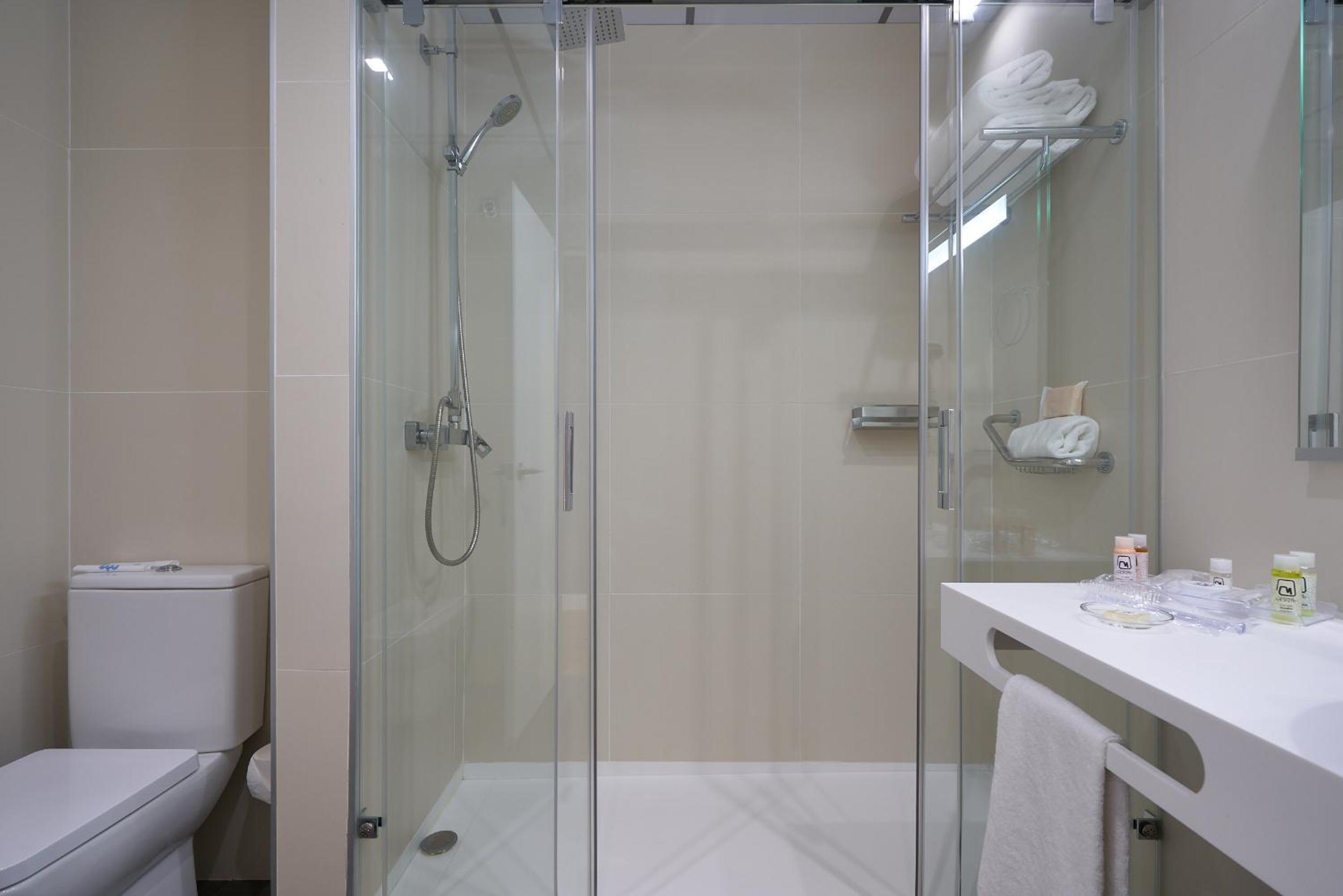 Superior Double or Twin Room - Photo 4