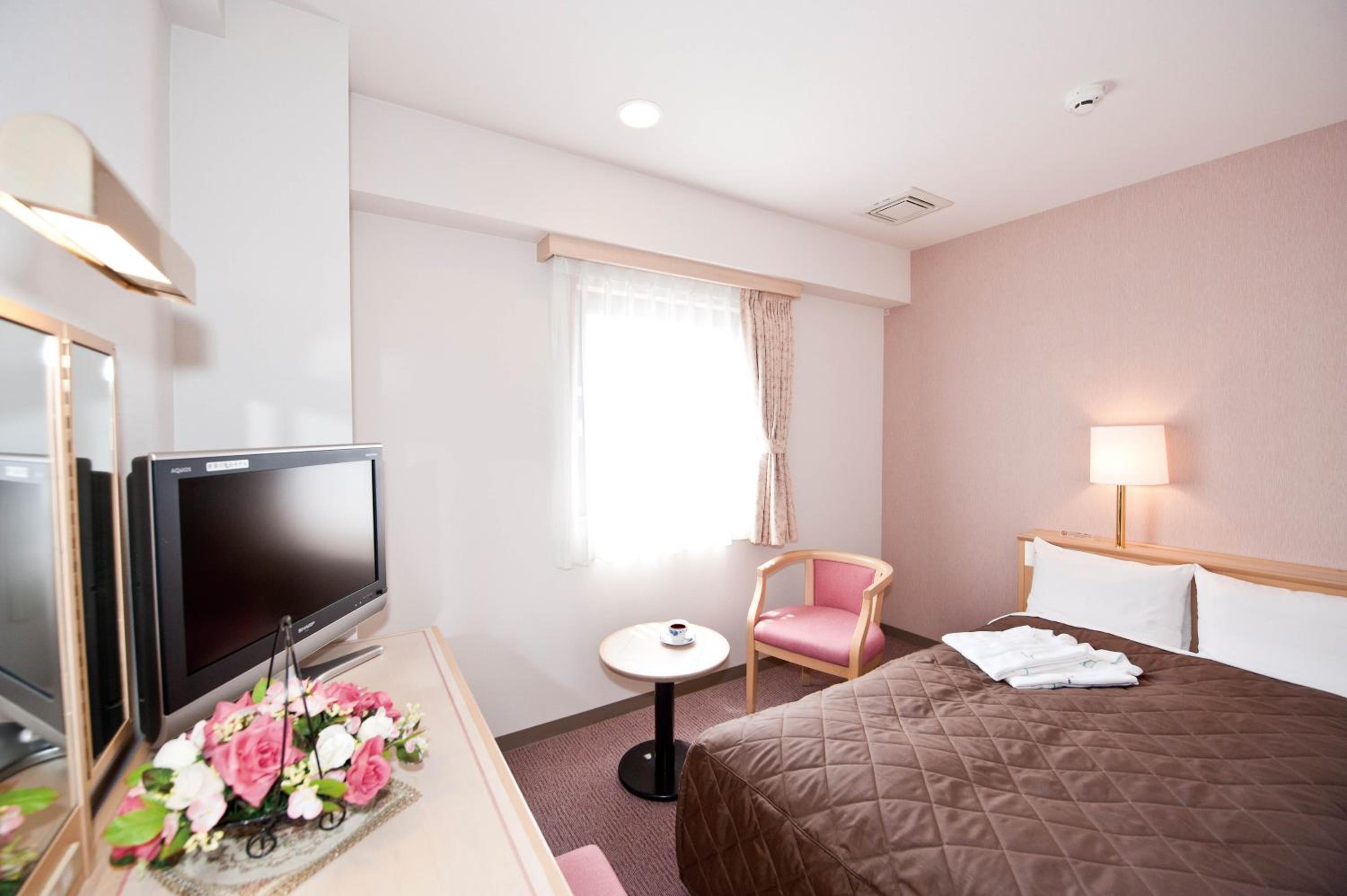 Single Room - Non-Smoking photo 2