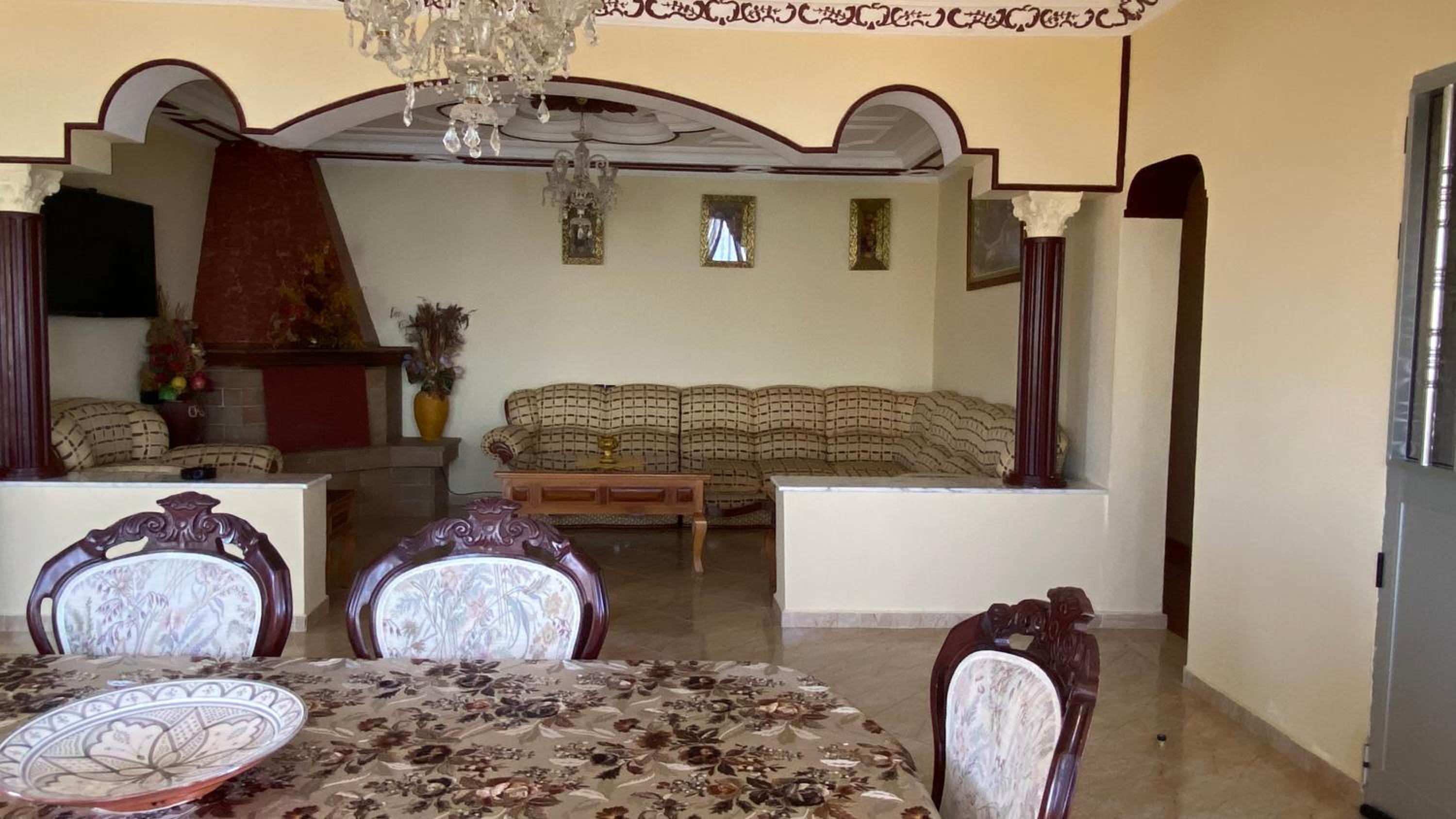 Two-Bedroom House - Photo 17