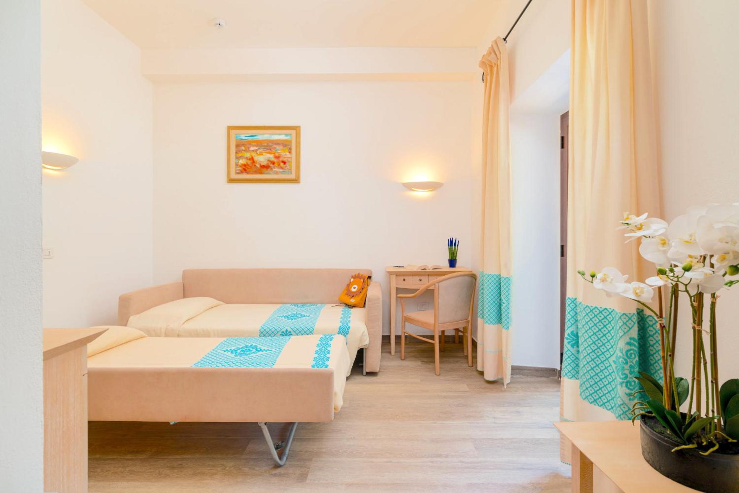 Junior Suite with Garden View - Photo 3