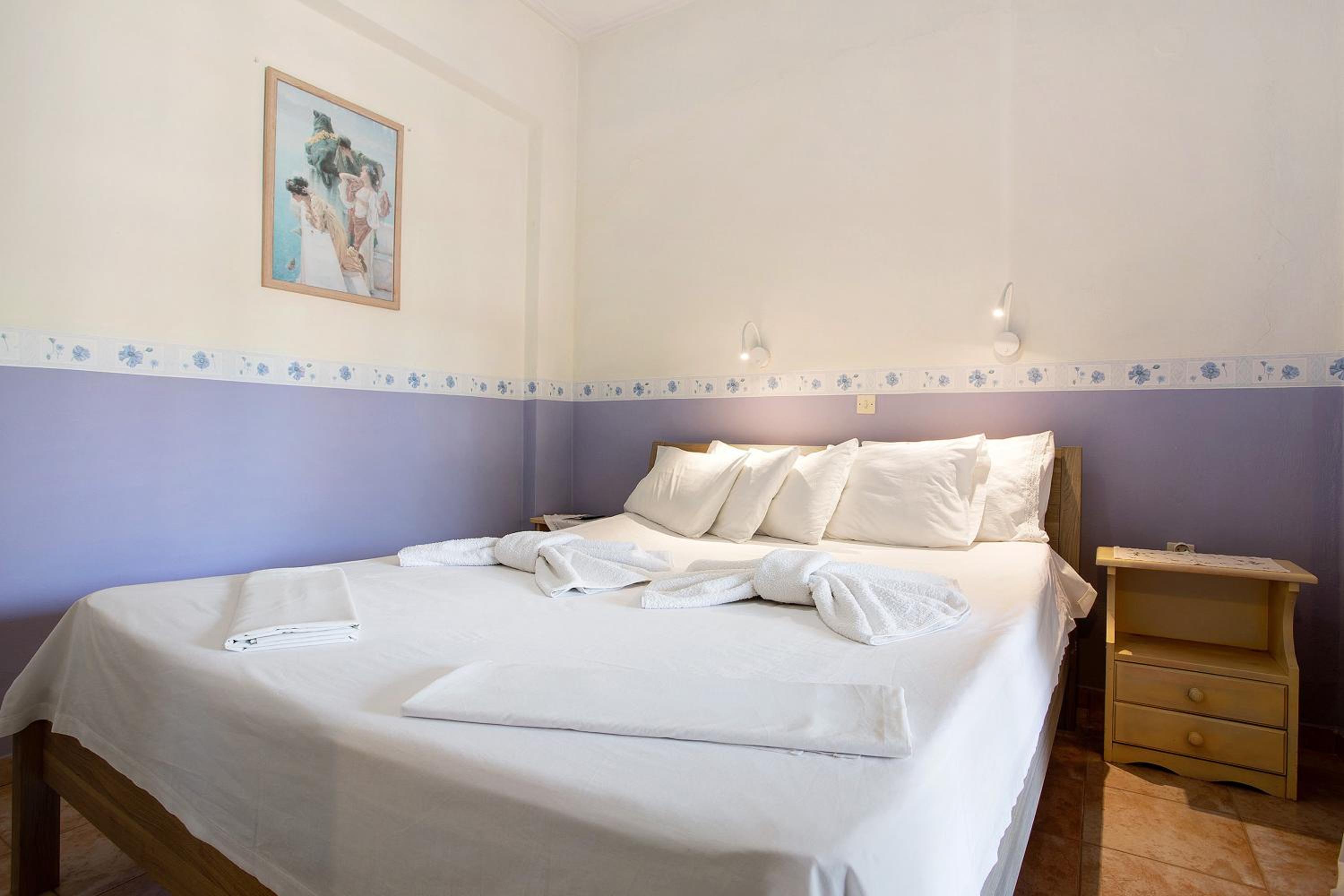 Superior One-Bedroom Apartment with Balcony