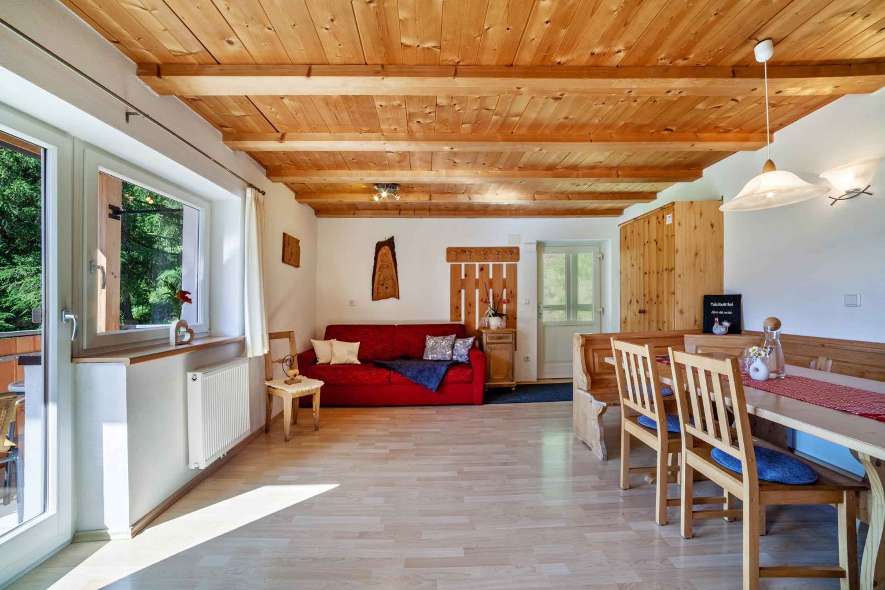 Two-Bedroom Deluxe Apartment with Garden View photo 1