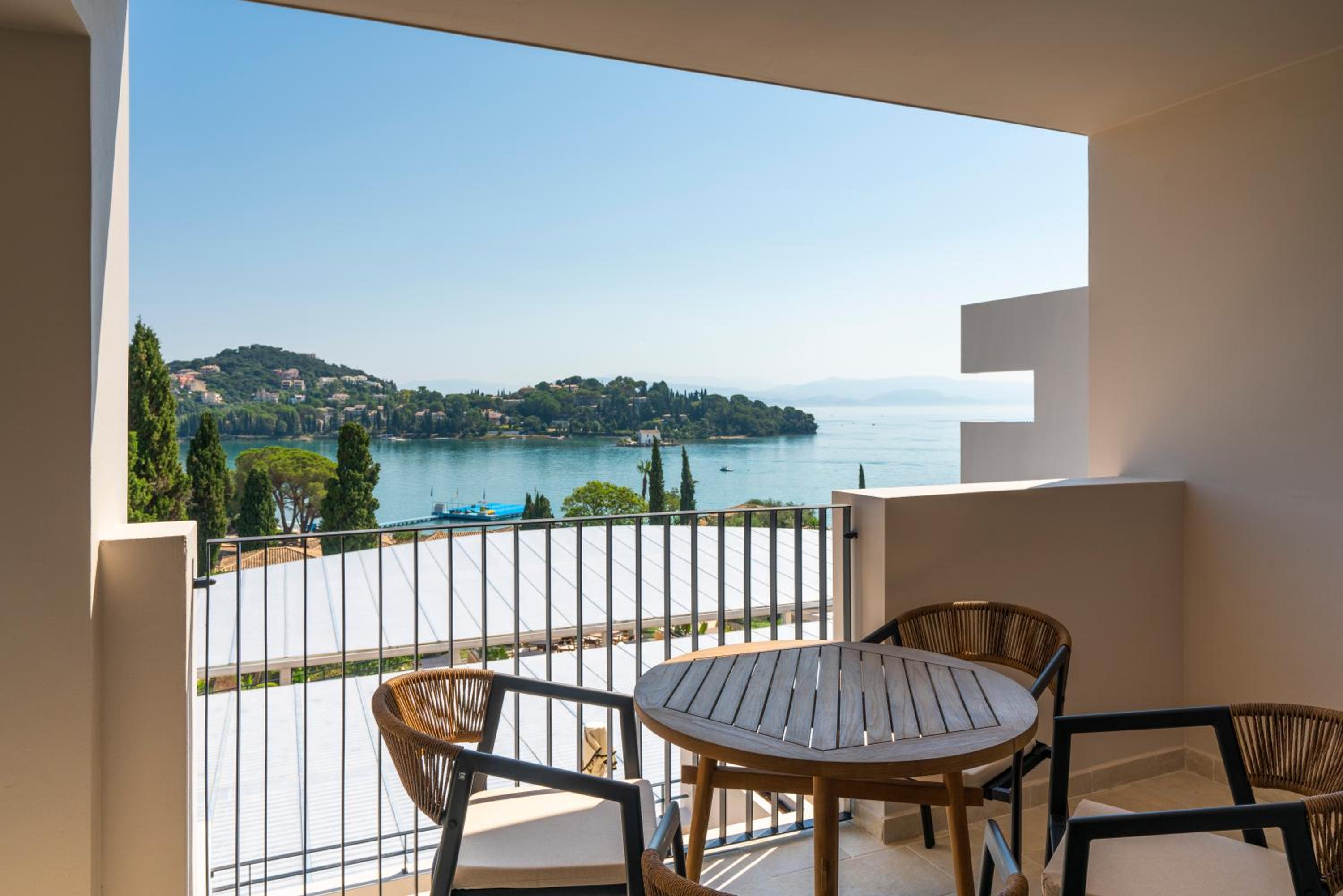 Family Suite with Sea View